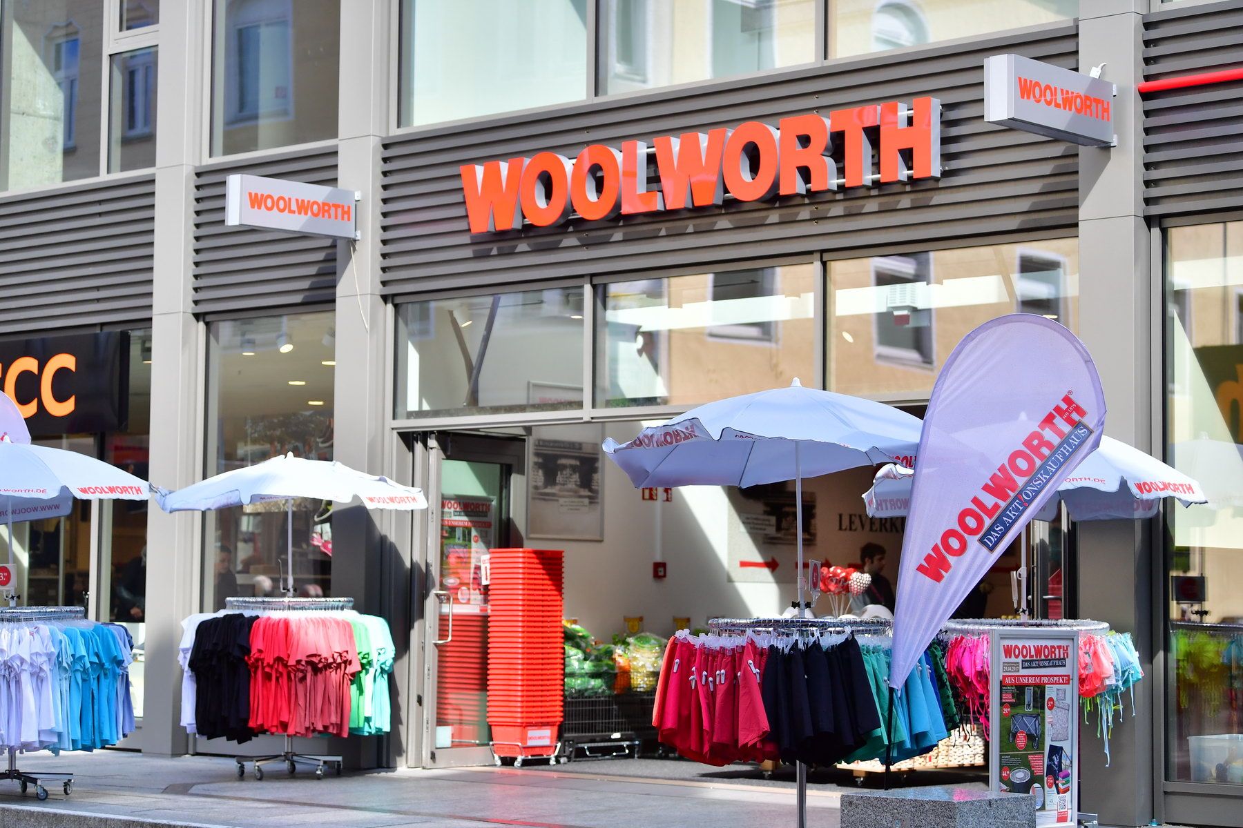 Woolworth kehrt nach Österreich zurück.