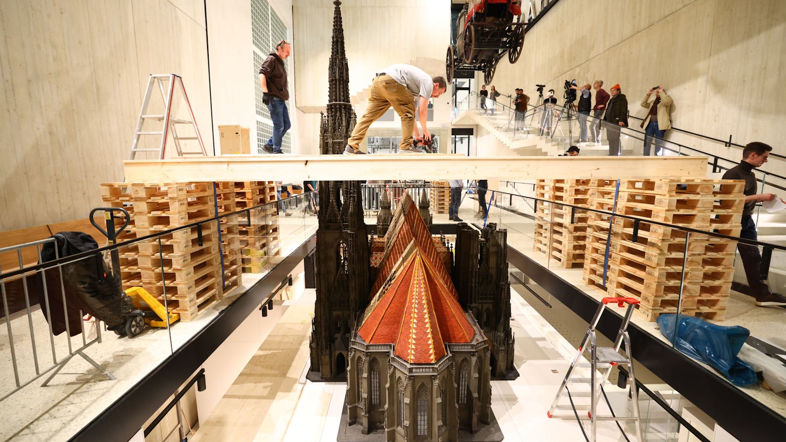 Mini-Stephansdom steht jetzt im neuen Wien Museum