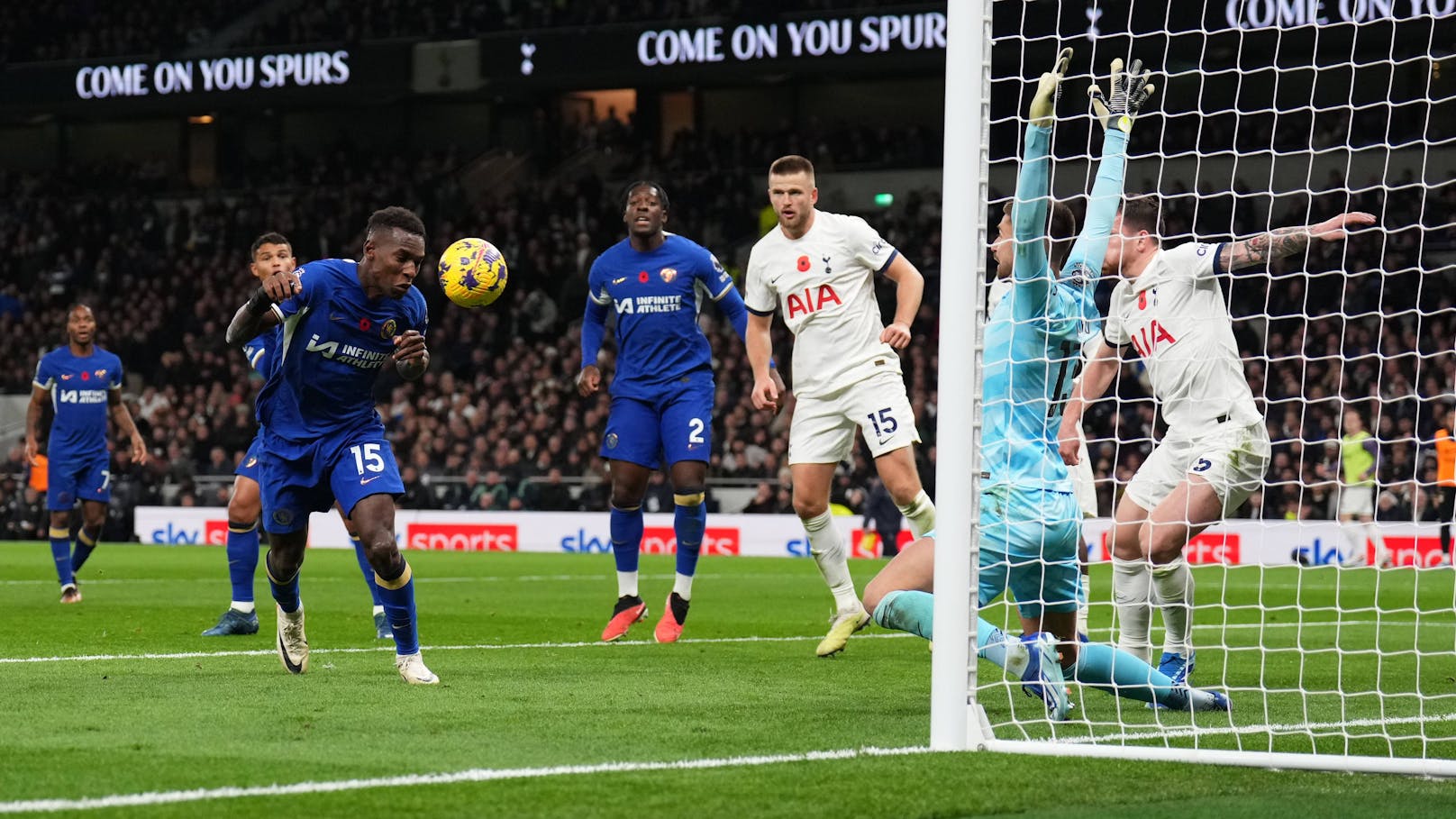 Tottenham verliert nach Doppel-Ausschluss gegen Chelsea
