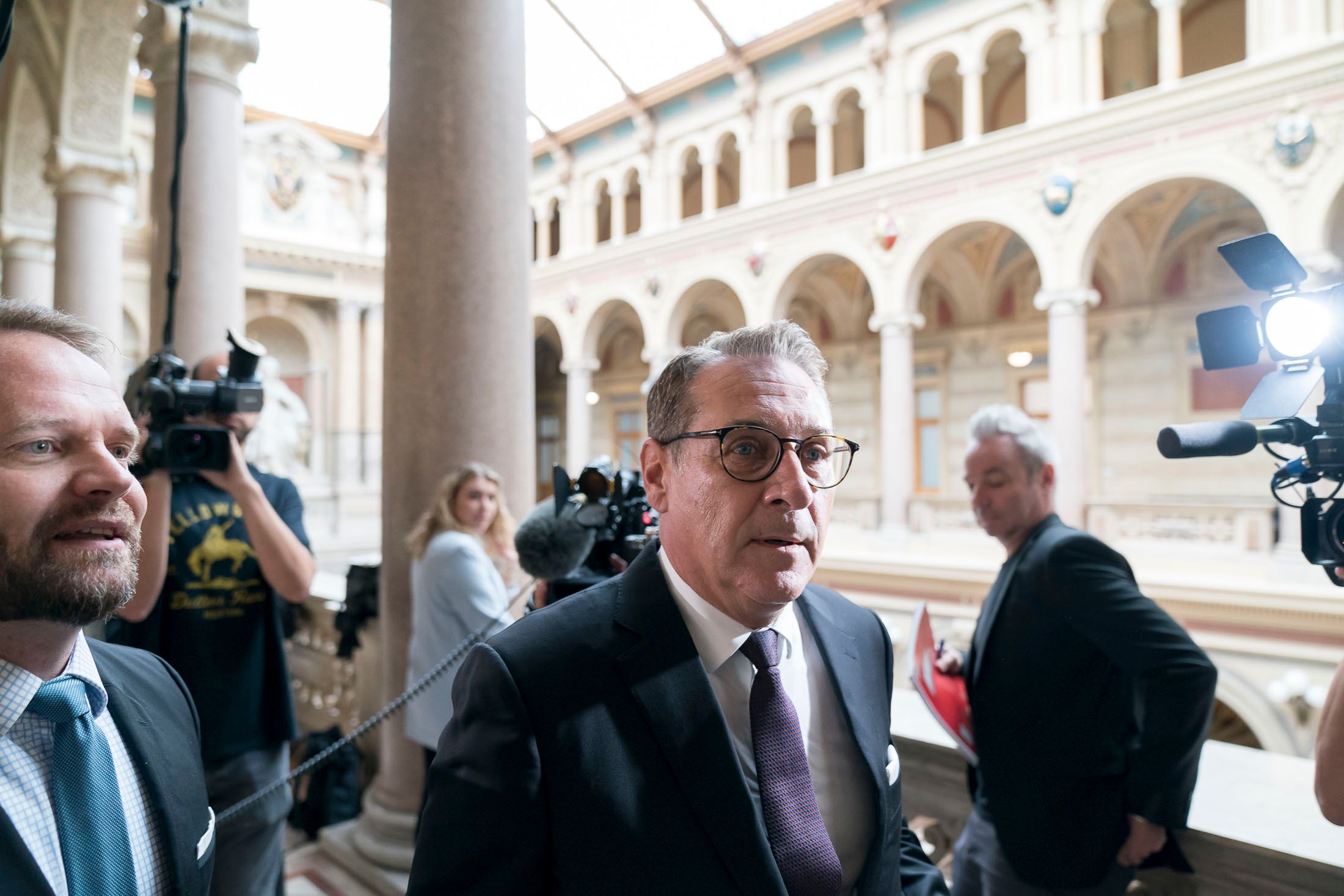 Immer noch kommt es zu Ungereimtheiten im Strache-Komplex.