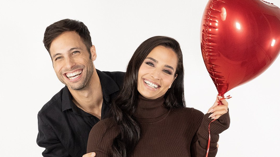 Amira Pocher macht mit ihrem Bruder als Podcasterin weiter.