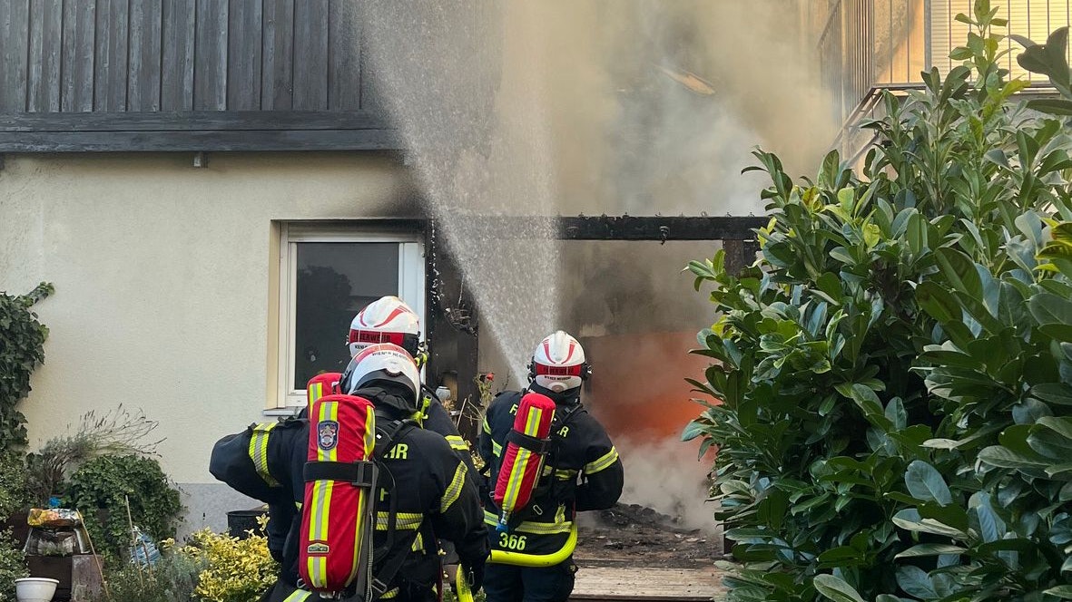 Brand von Reihenhaus in Wr. Neudorf