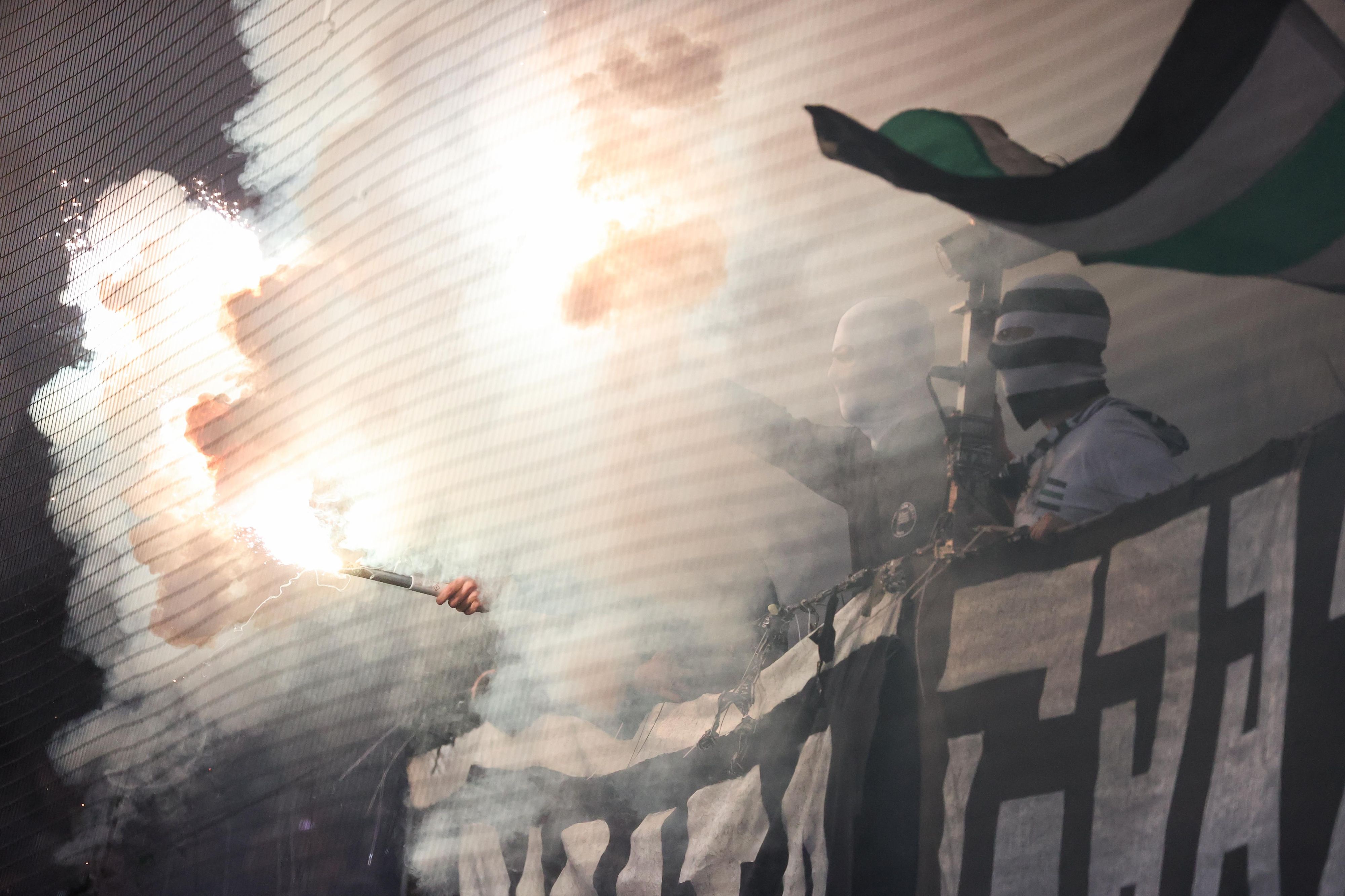 Nach der Derby-Gewalt verteilt Sturm Stadionverbote.