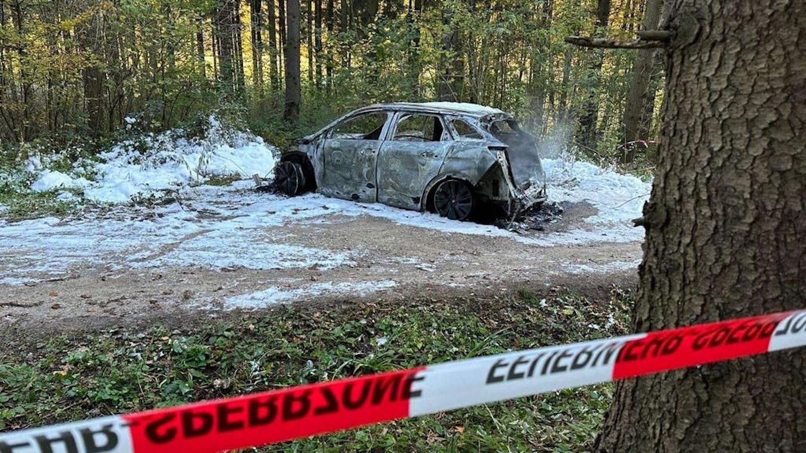 Er will verschleppt und verletzt worden sein.