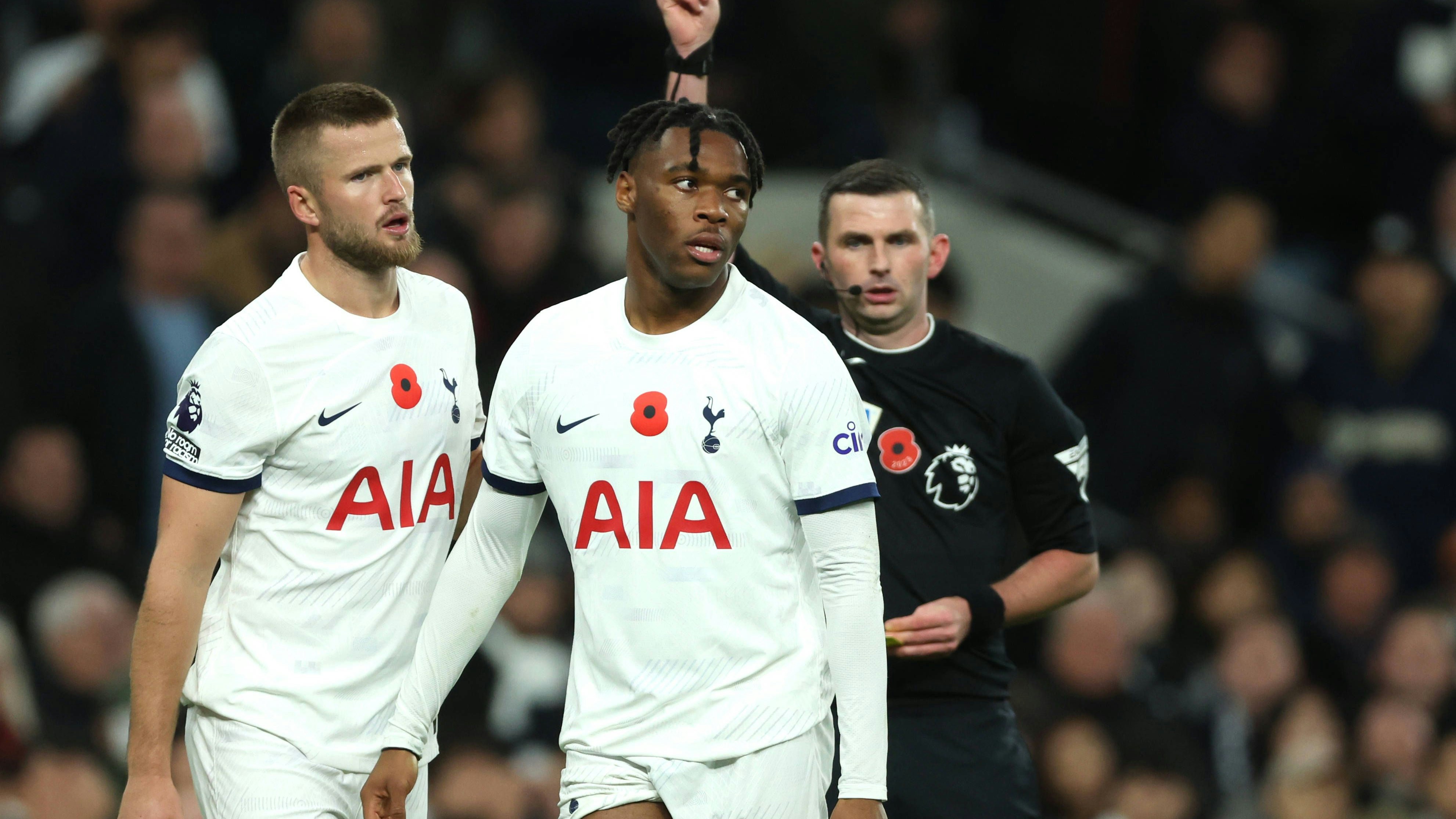 Zwei Tottenham-Spieler flogen im Derby.