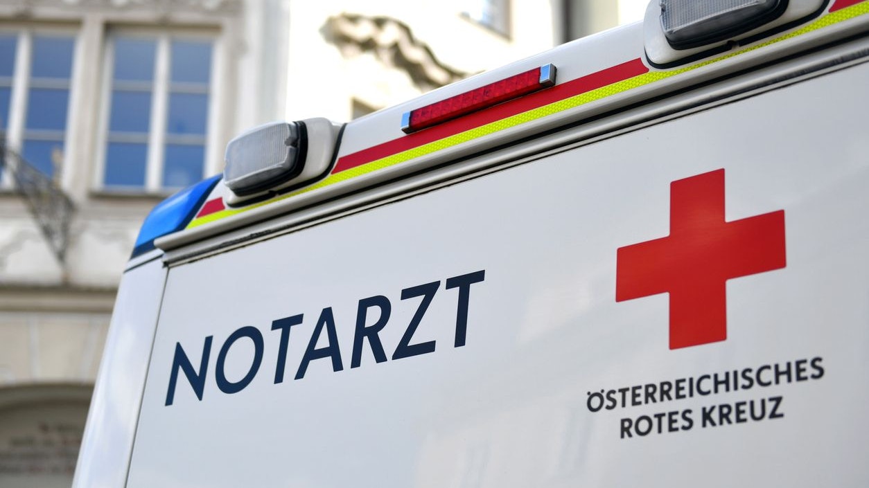 Der Mann verstarb noch am Unfallort. 