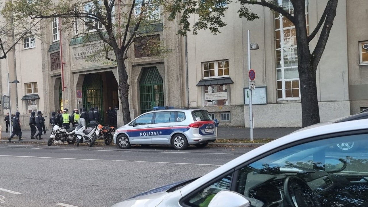 Heute.at - Polizei gibt Entwarnung nach Bombendrohungen