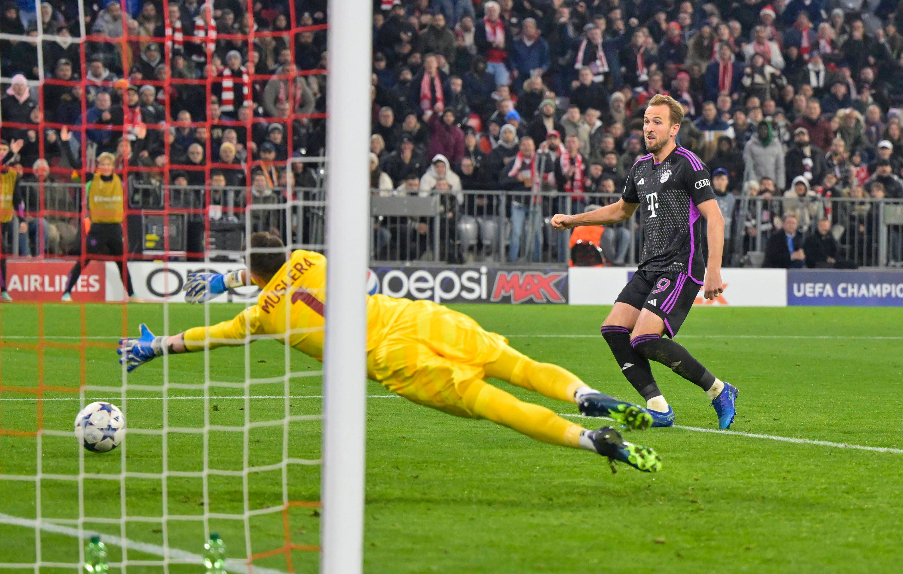 Harry Kane schießt die Bayern zum Sieg.