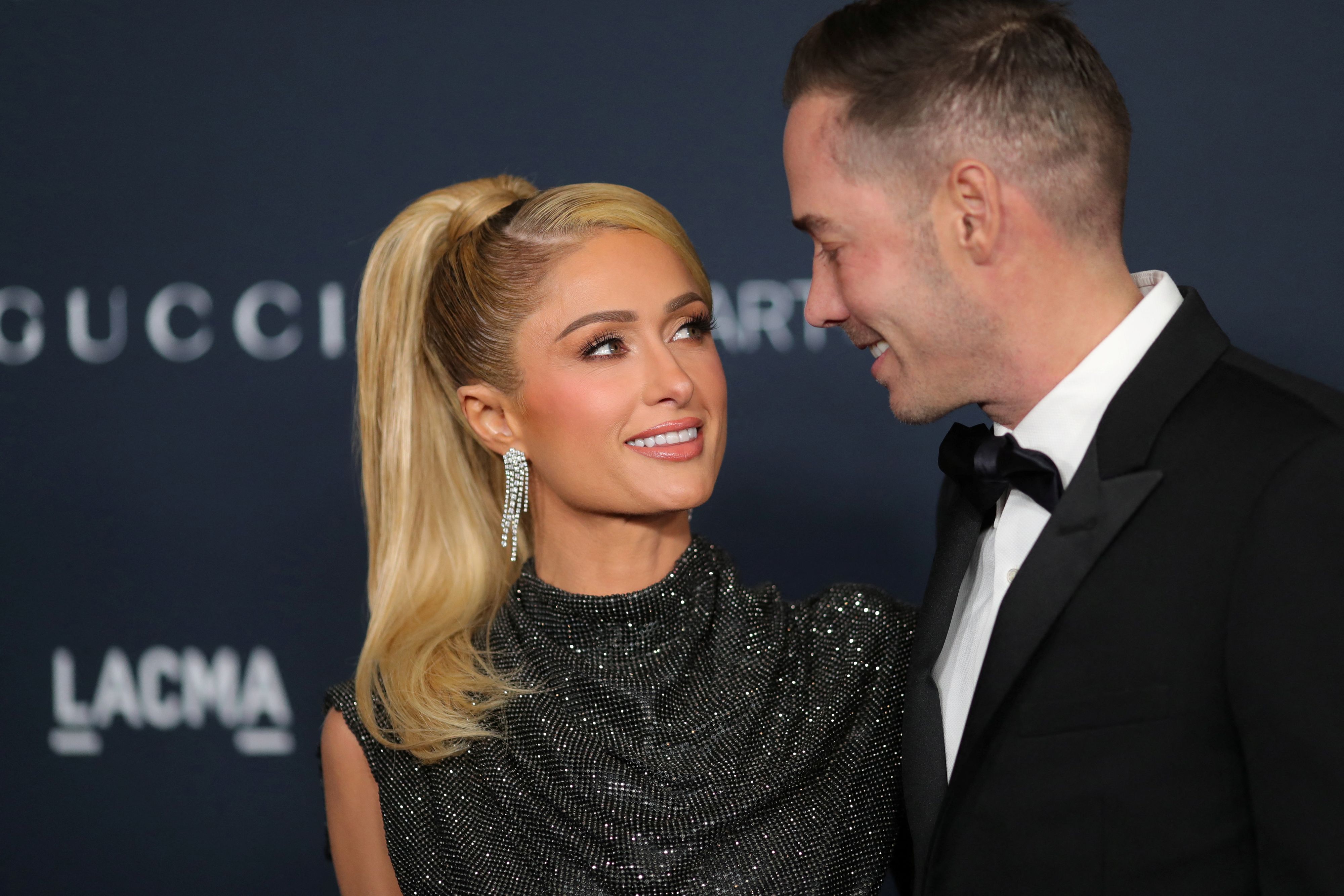 Paris Hilton und Carter Reum sind seit 2021 verheiratet und haben einen gemeinsamen Sohn.