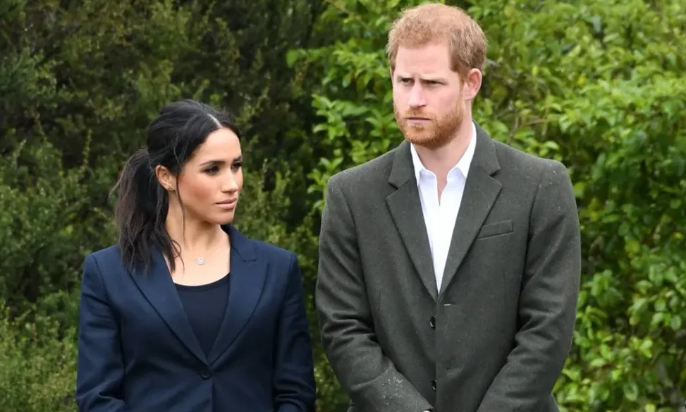 Düstere Wolken sollen über der Ehe von Herzogin Meghan und Prinz Harry hängen. Seit Monaten spekulieren Royal-Experten über das Liebesaus der beiden.