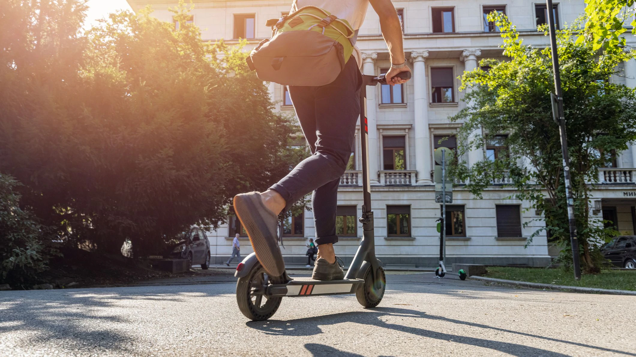 Verdächtiger flüchtete nach Unfall mit E-Scooter in Wien-Favoriten.