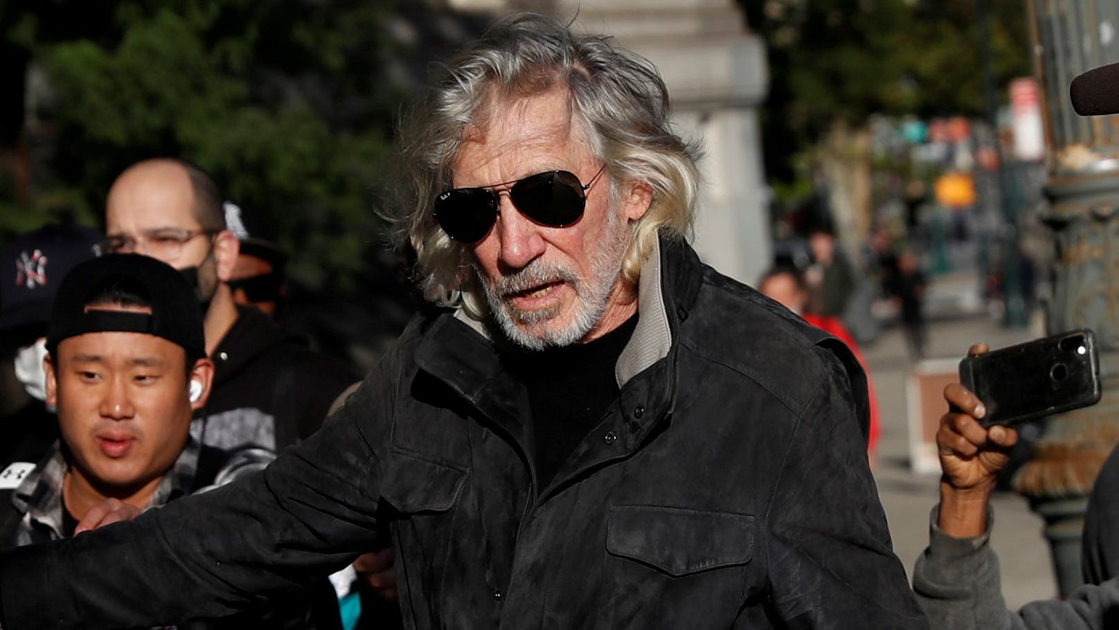Roger Waters wirft Israel "False Flag"-Operation vor