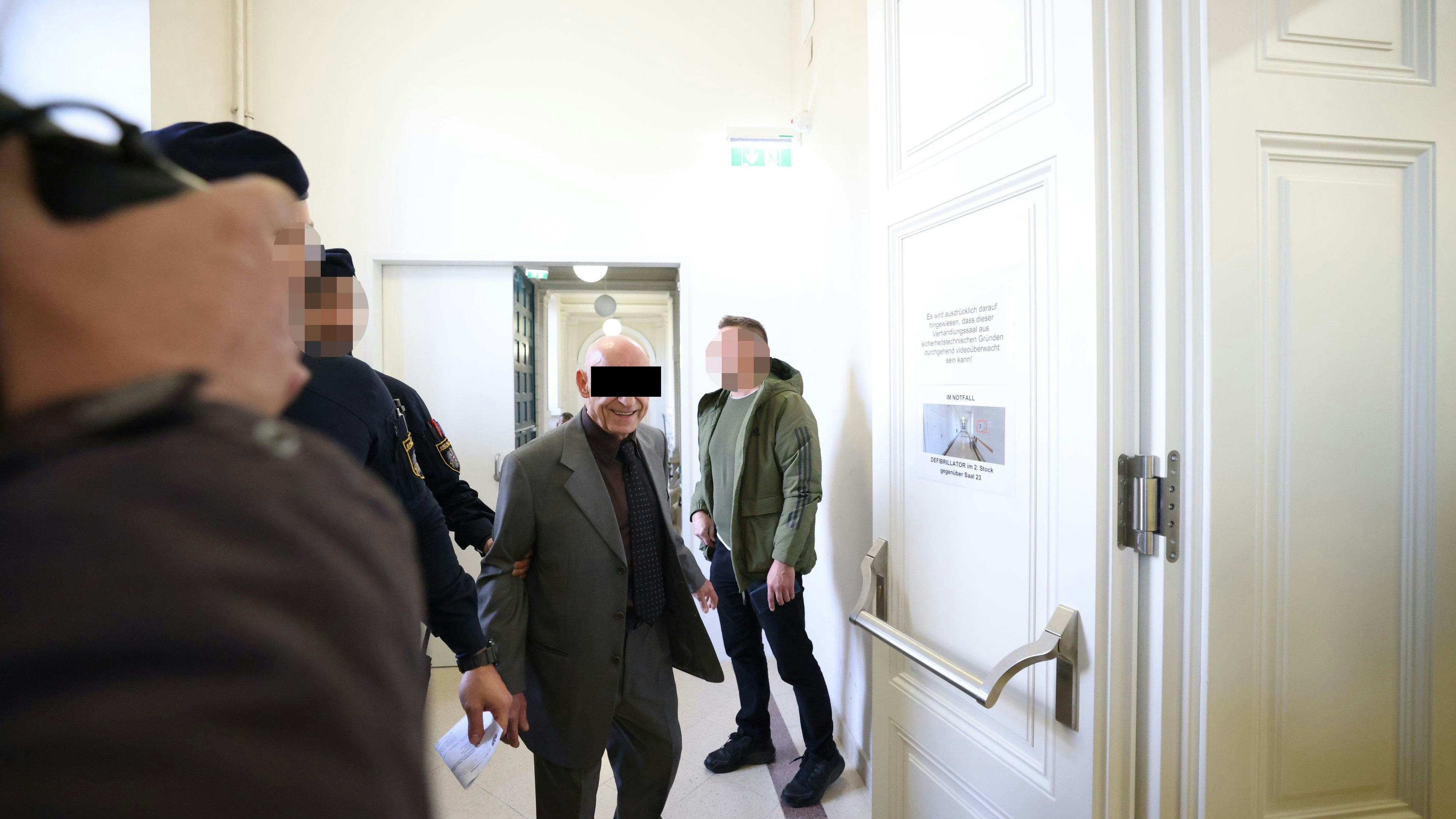 Von 75 Lebensjahren verbrachte Karl K. fast 30 im Gefängnis – nun folgen weitere.