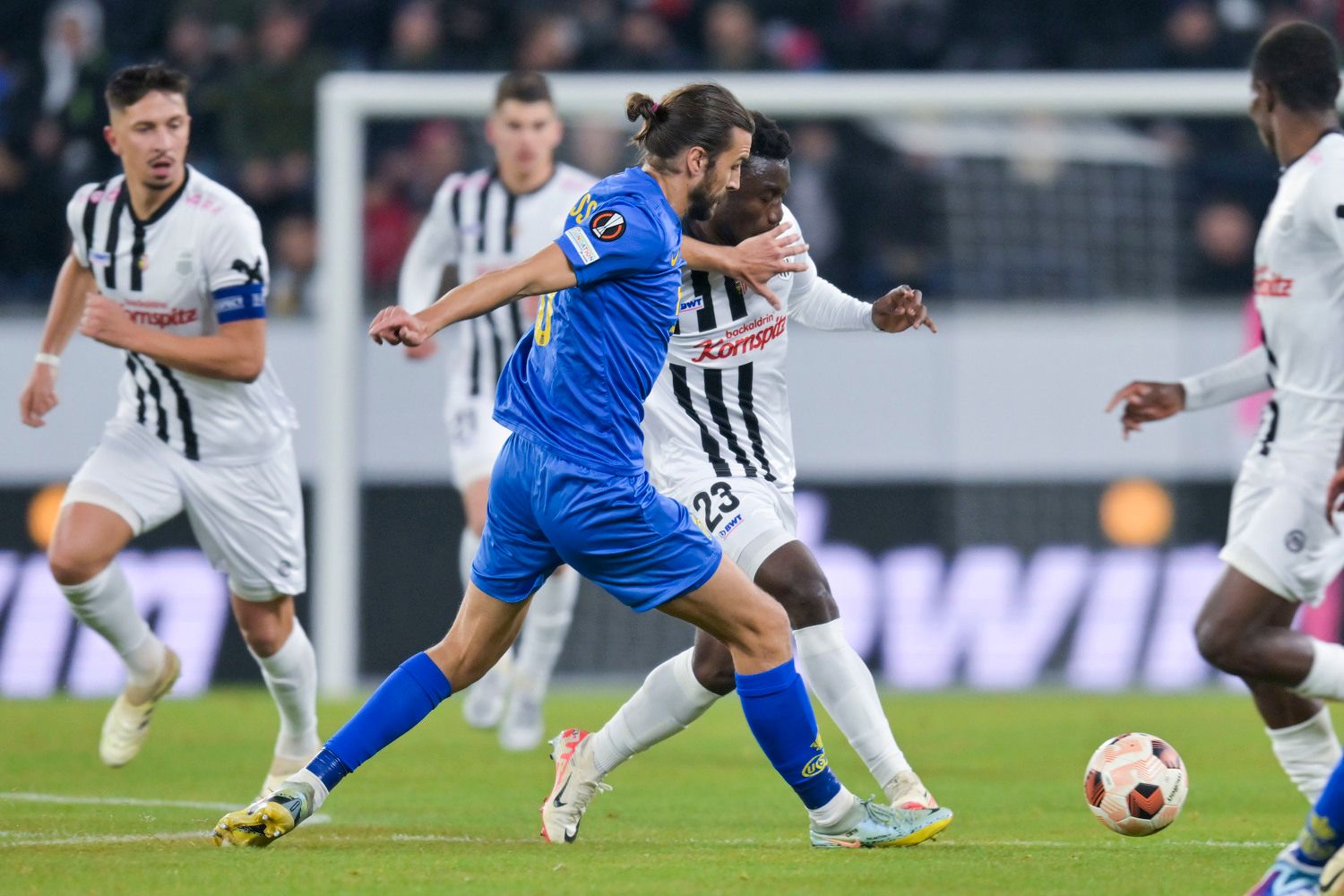 Der LASK geht gegen St. Gilloise in Führung.