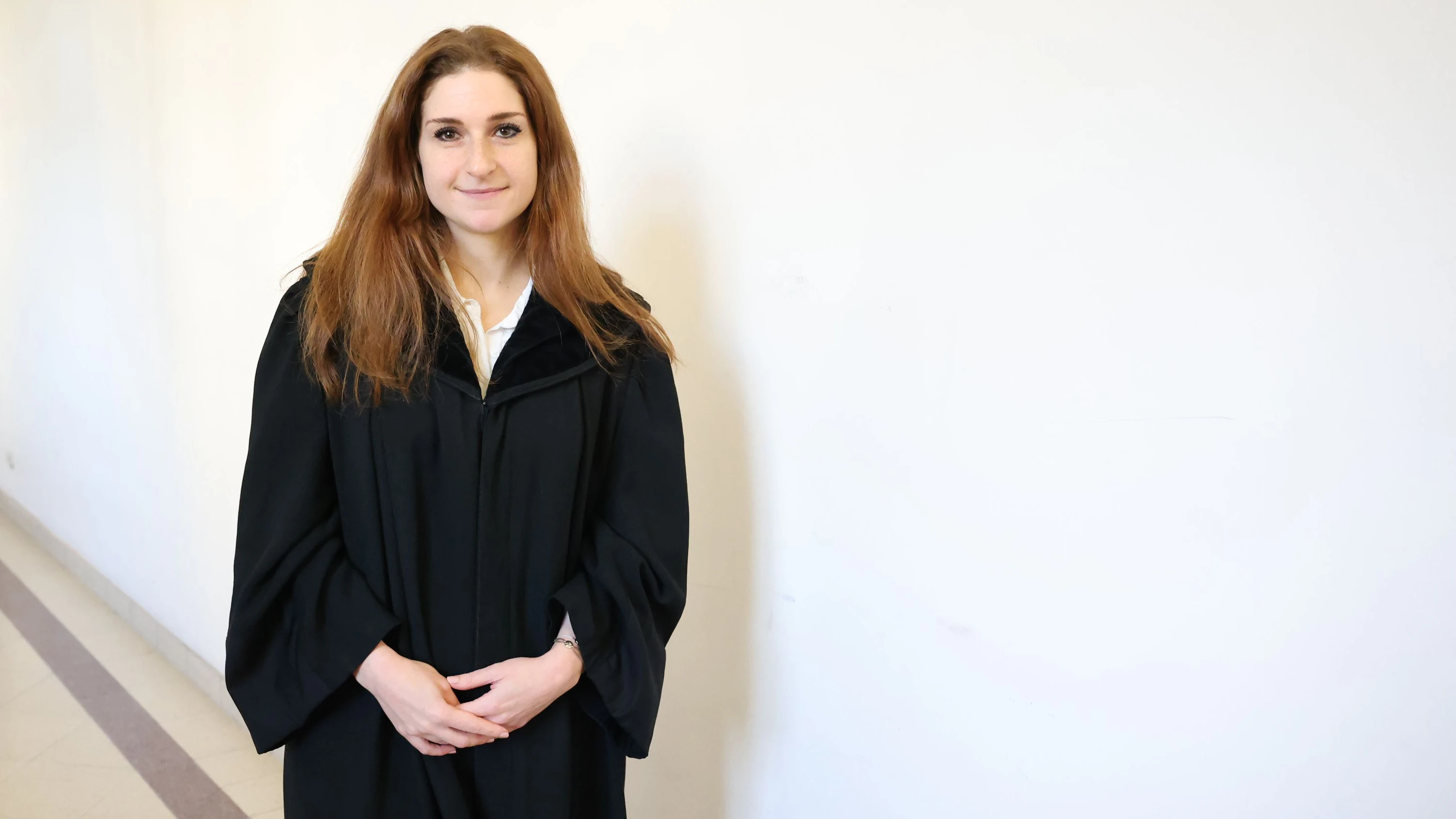 Juristin Melanie Kolar von der Kanzlei Rast/Musliu kämpft für die Rechte des Opfers.