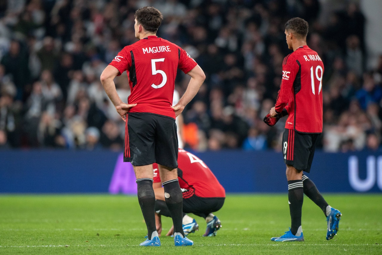 Große Wut nach Niederlage, Manchester United am Boden Fussball heute.at