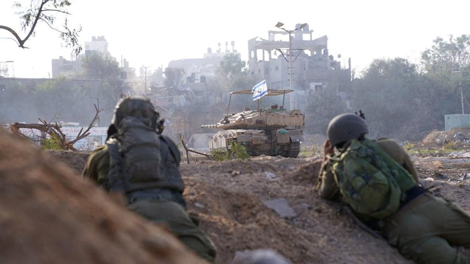 Israel stimmt vierstündigen täglichen Kampfpausen zu