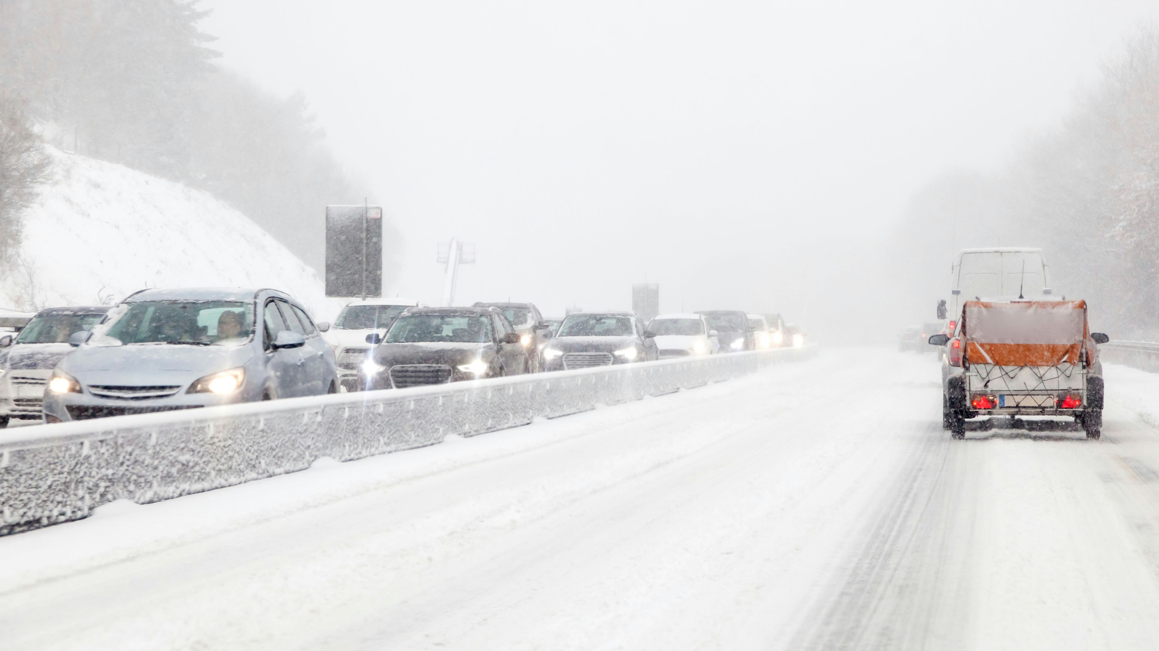 Wintereinbruch in Österreich - Schnee fällt bis in tiefe Lagen (Symbolfoto)