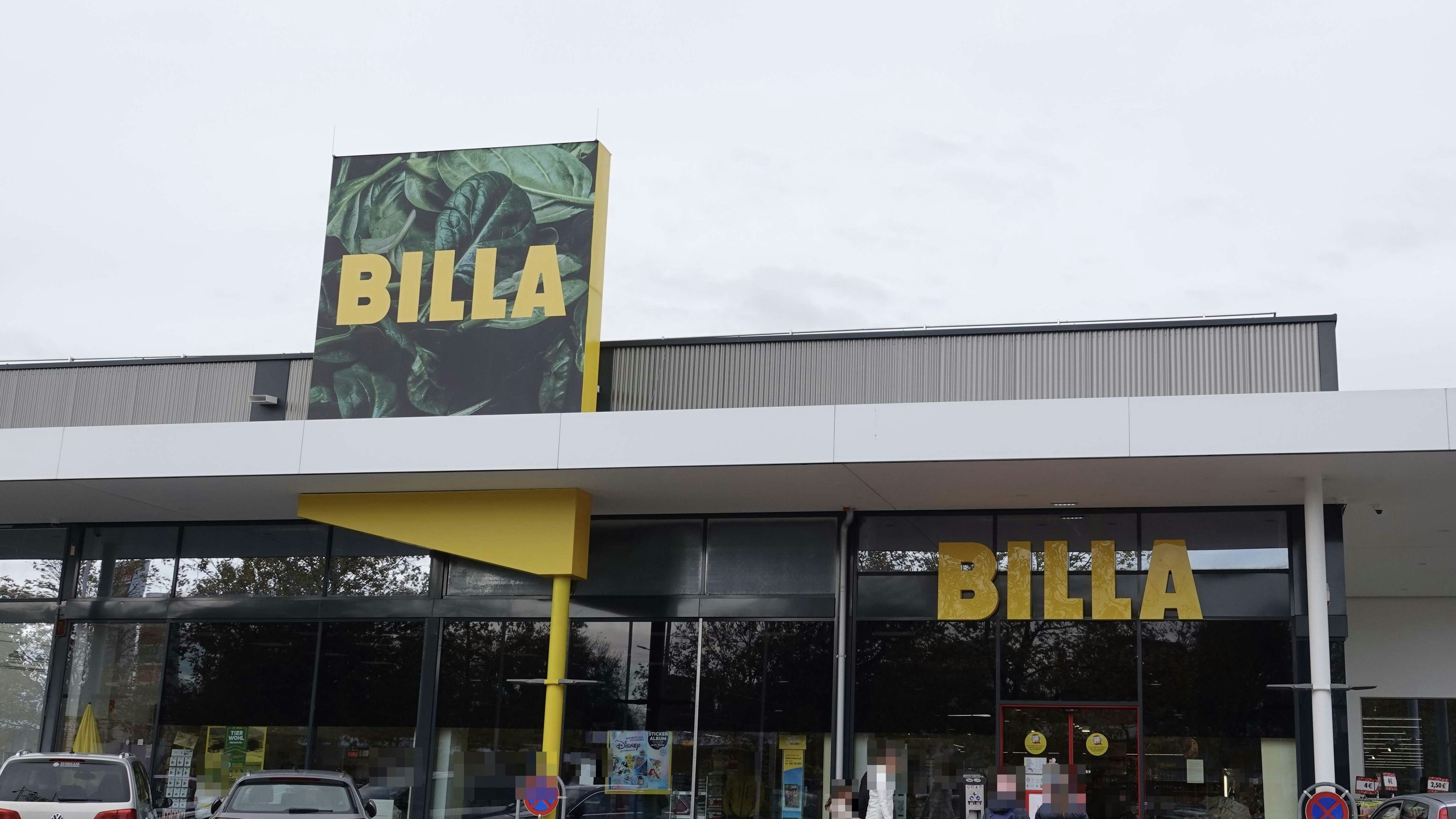 Samstagmorgen kam es in St. Pölten nahe des Traisencenters zu einem Raubüberfall.