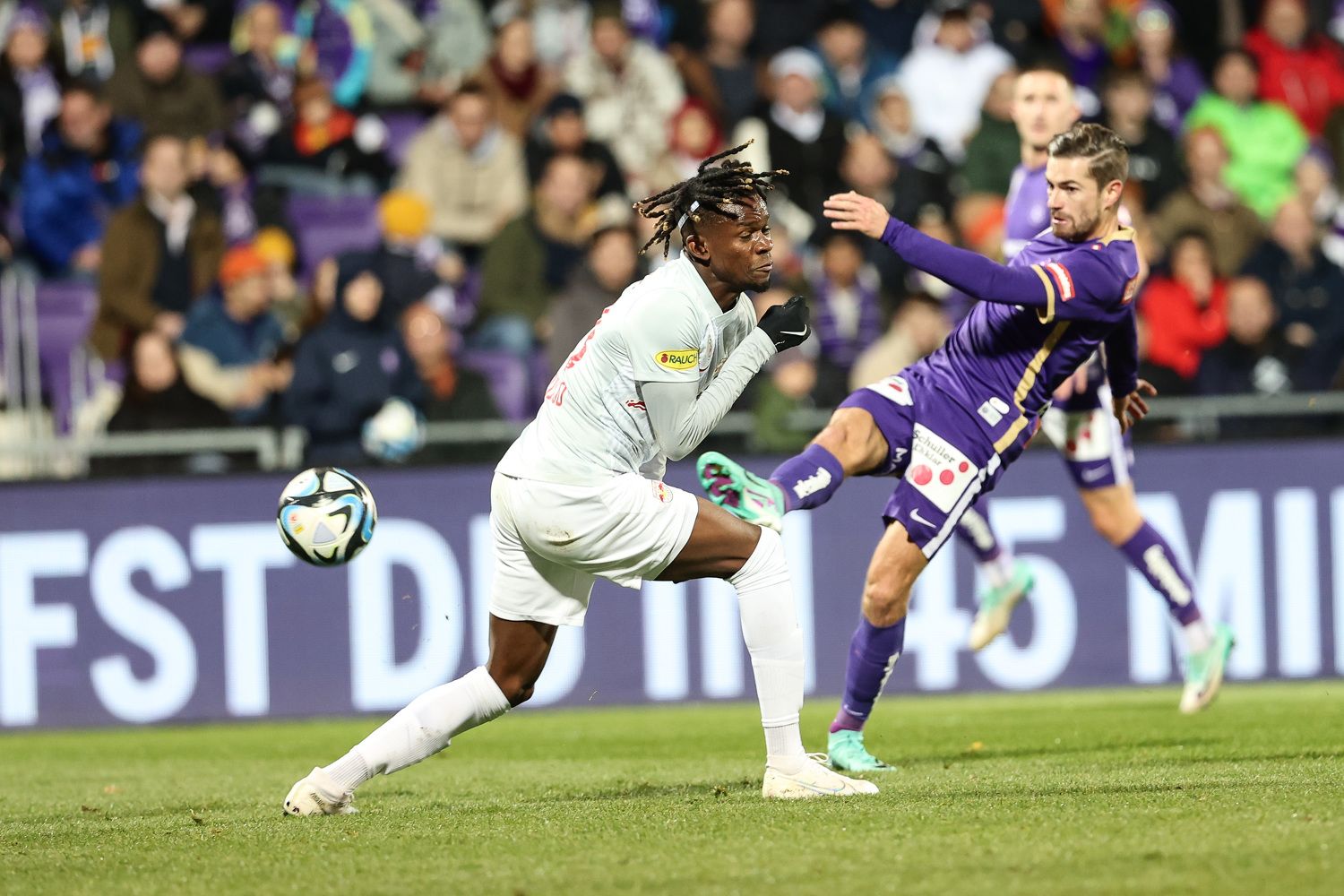 Andi Gruber hält mit der Austria gegen Krösus Salzburg dagegen.