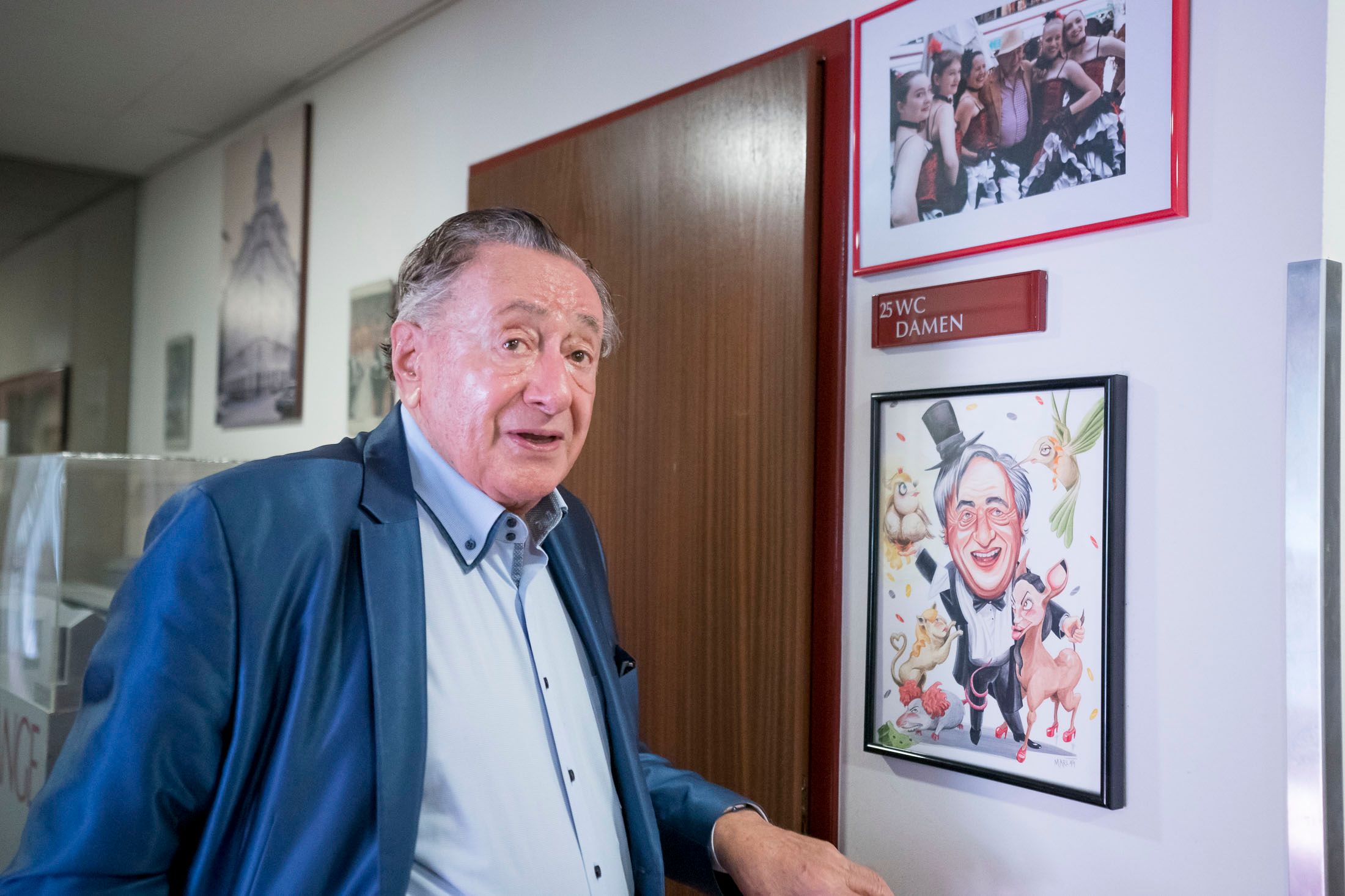 Richard Lugner zeigt sich nachdenklich. 