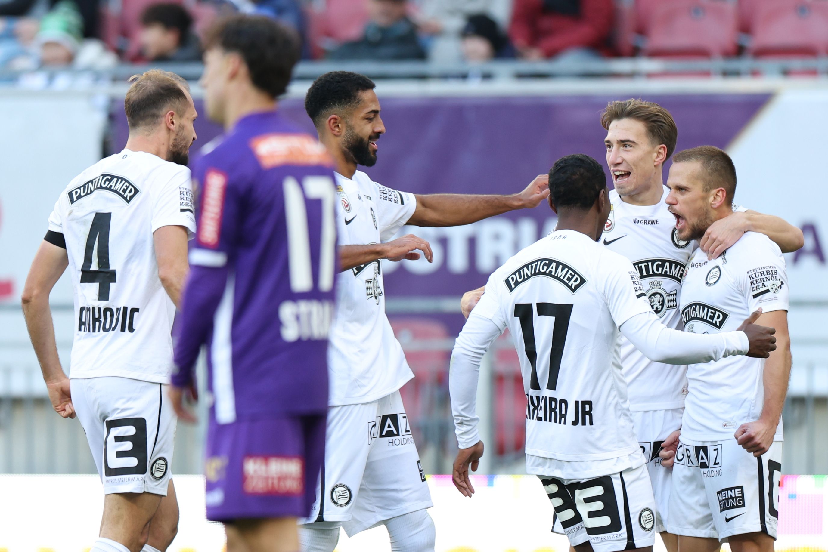 Tomi Horvat wurde mit einem Doppelpack zum Mann des Spiels.