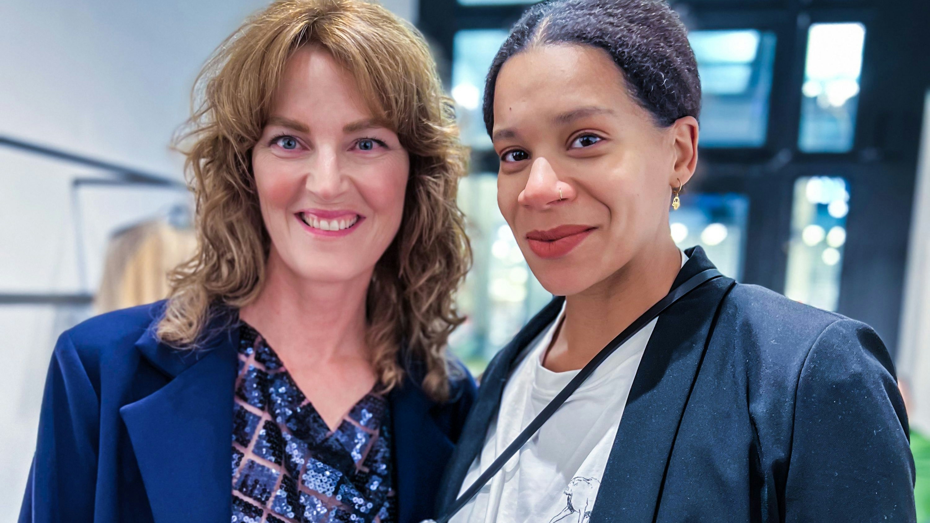 Schön schwanger: Rebecca Horner zu Besuch bei Designerin Michel Mayer