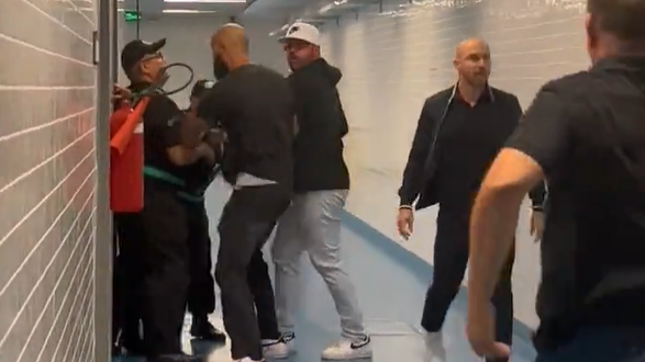 Die Klub-Bosse stürmen den VAR-Raum