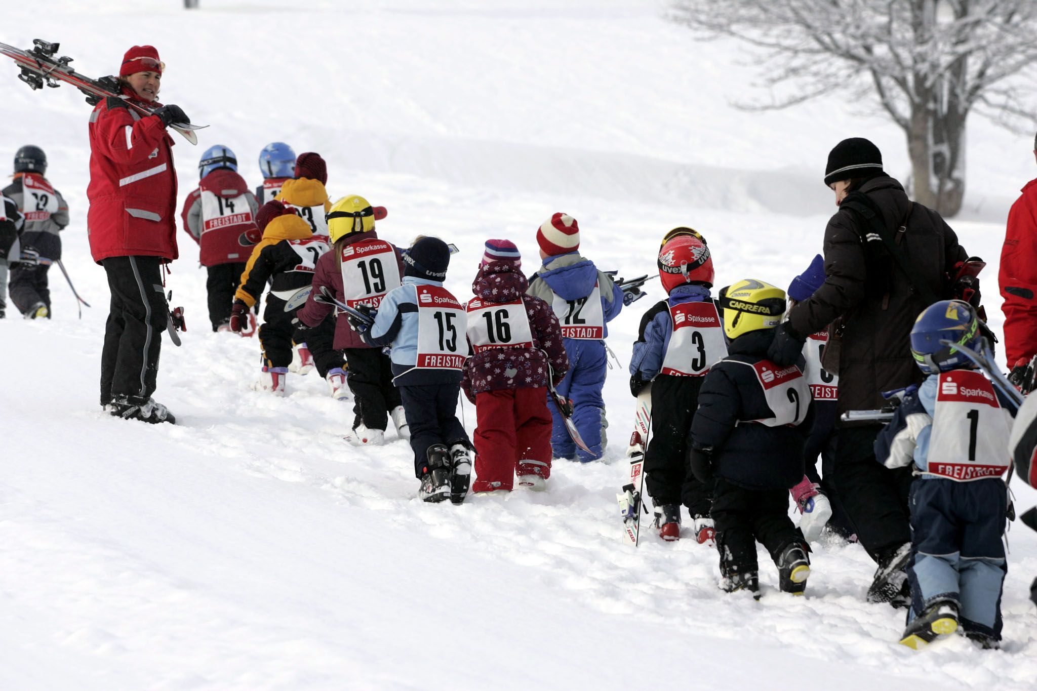 Knirpse im Skikurs - für Wiener Kinder wird das immer seltener. 