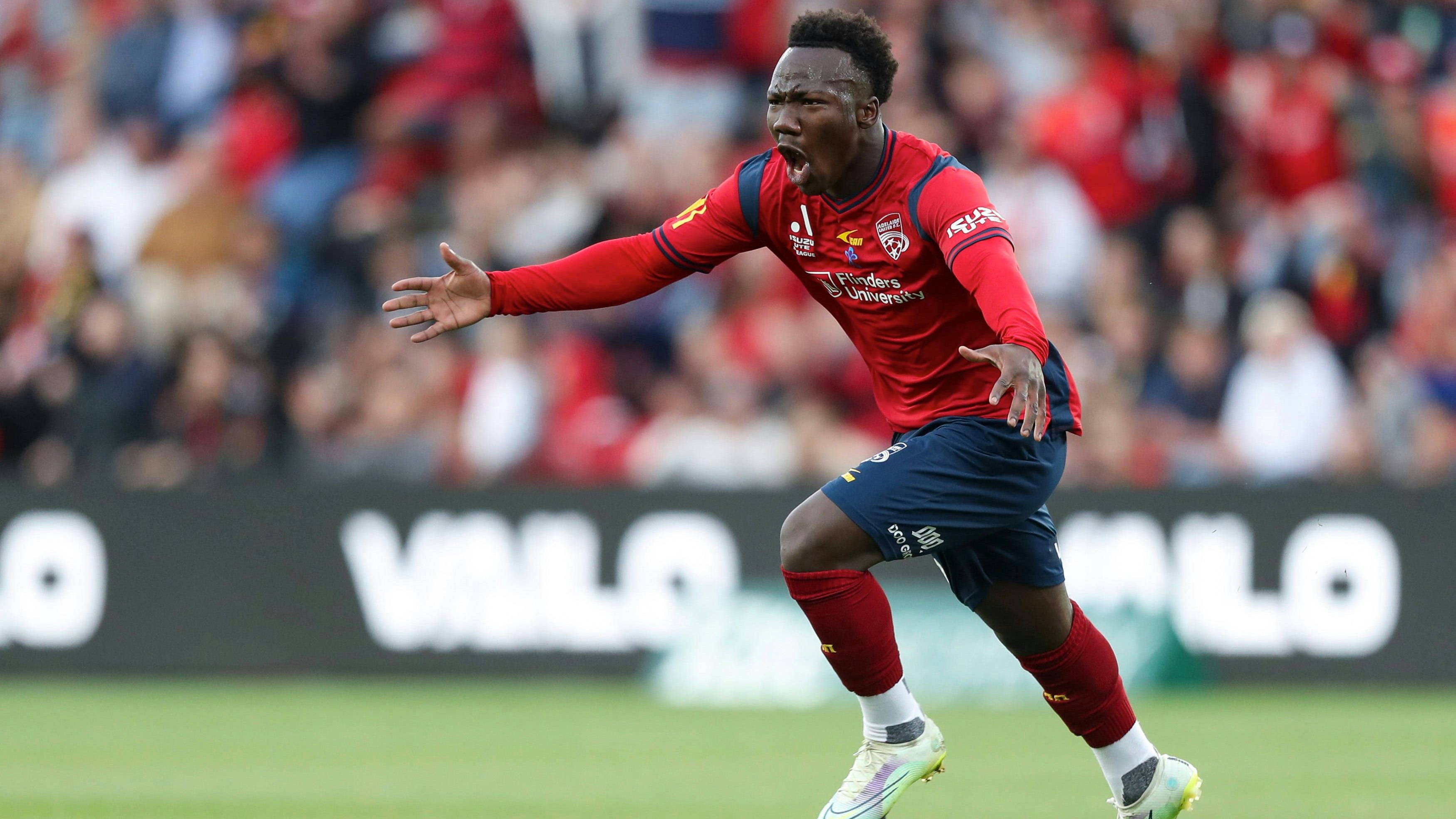 Der 17-jährige Nestory Irankunda wechselt im Sommer von Adelaide zu den Bayern.