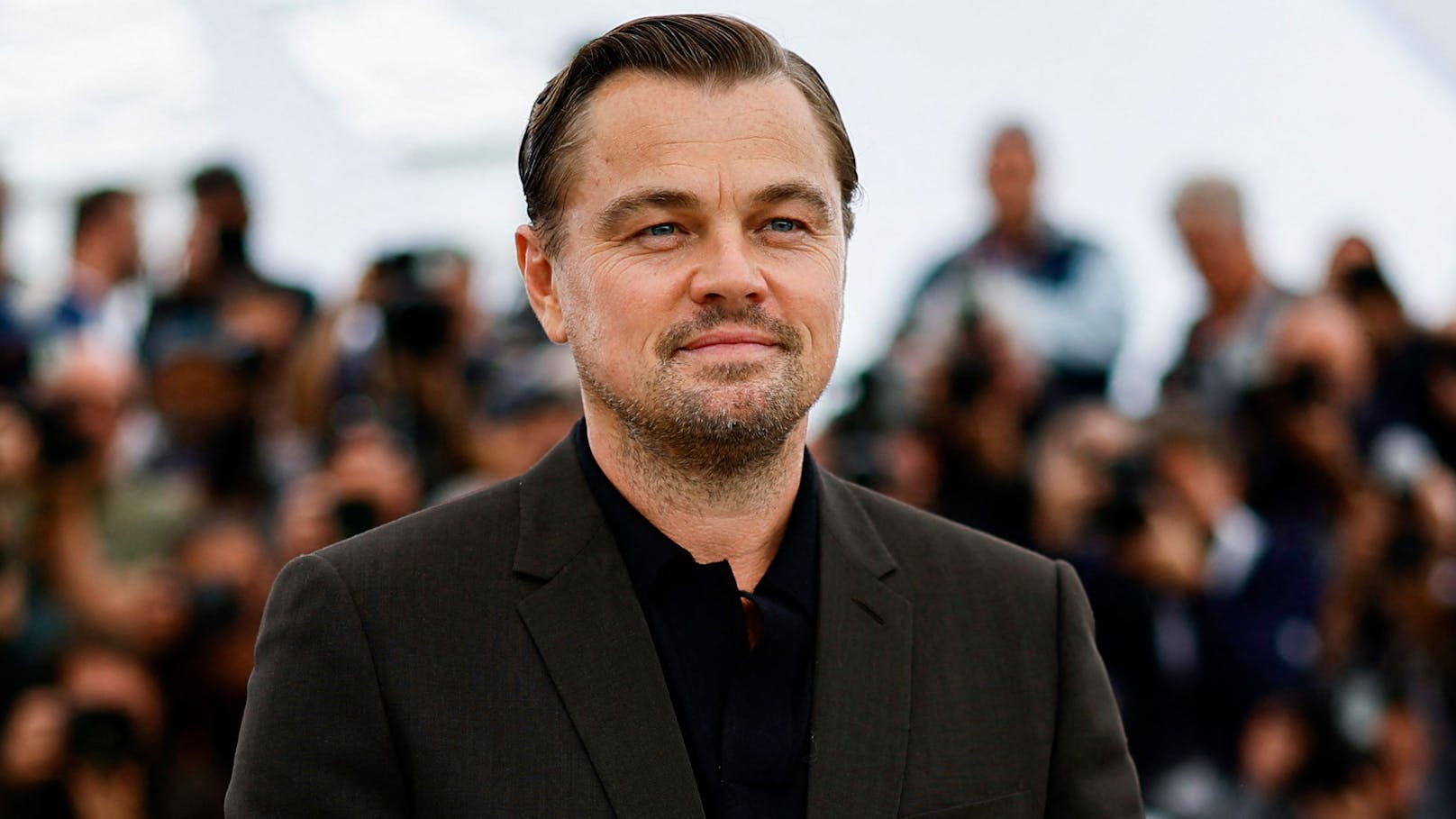 Video aufgetaucht! Leo DiCaprio rappt für Promi-Freunde