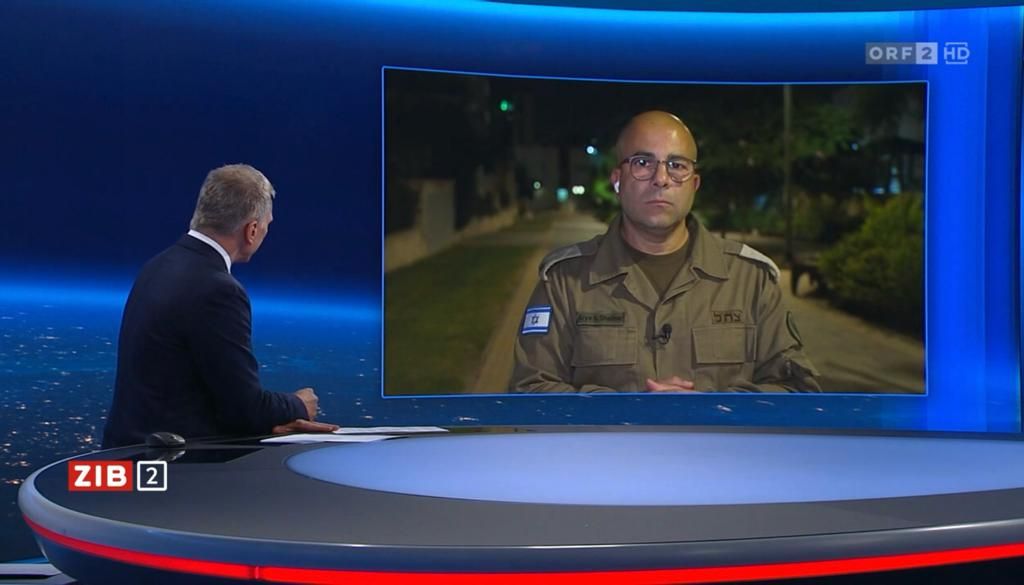 Armeesprecher Arye Sharuz Shalicar war aus Israel in die 