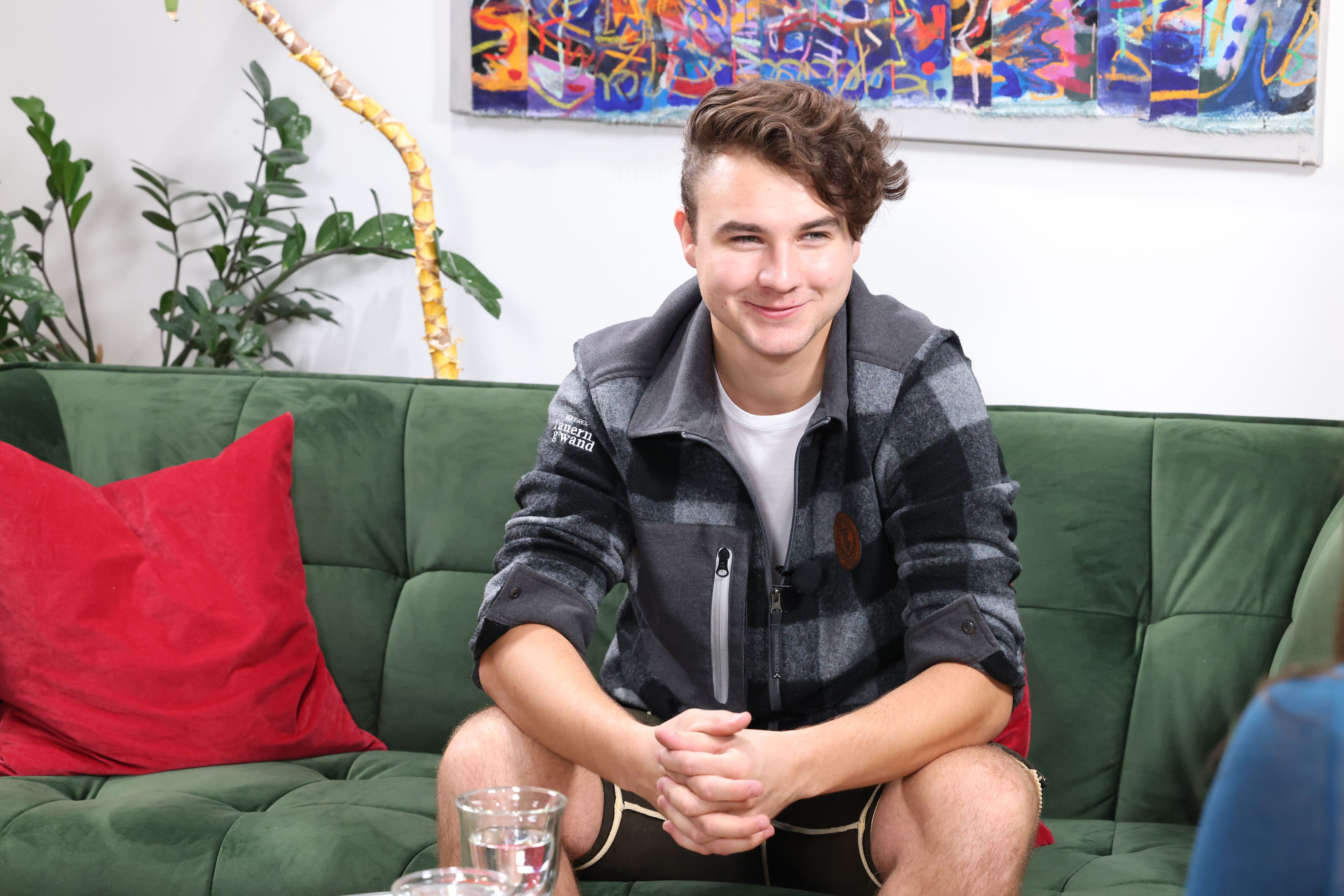 Chris Steger spricht über Dates und ob er beim ersten Date küsst