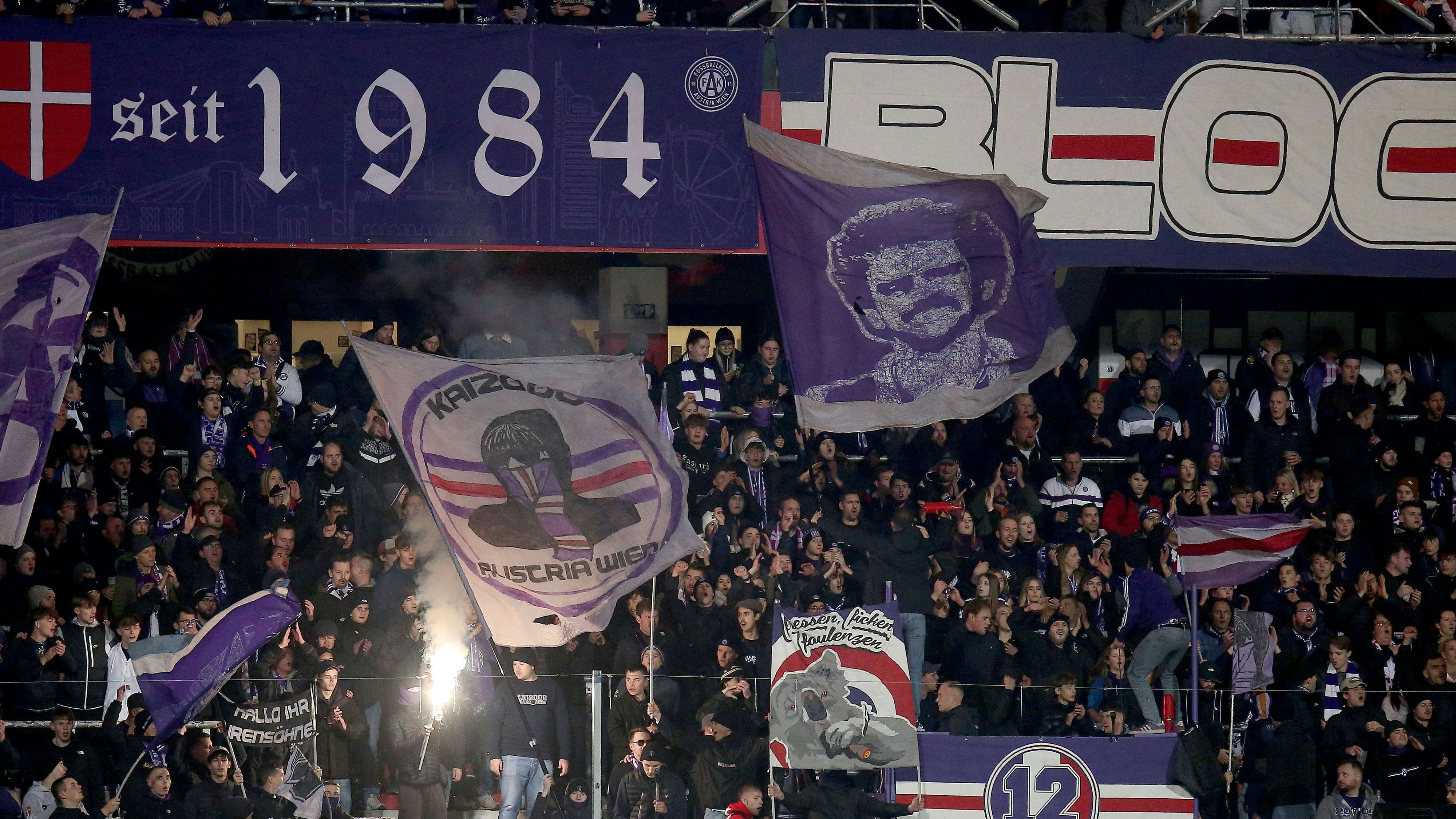 Im Fanblock der Wiener Austria soll es zu unschönen Szenen gekommen sein.