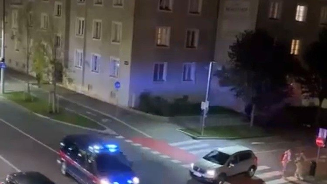 Heute.at - Gefährlicher Häftling nach MRT-Termin auf der Flucht