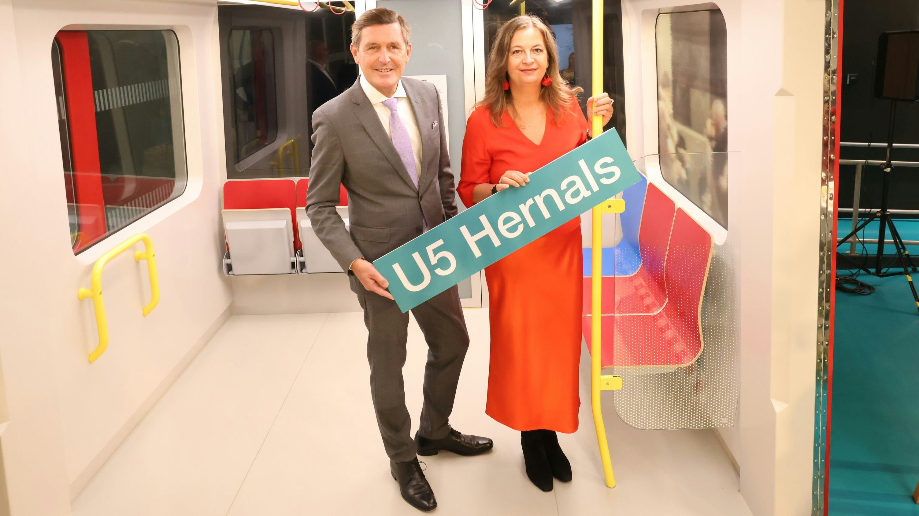 Öffi-Stadtrat Peter Hanke und Planungsstadträtin Ulli Sima (beide SPÖ) präsentierten die Pläne für die Verlängerung der U5 bis Wien-Hernals.