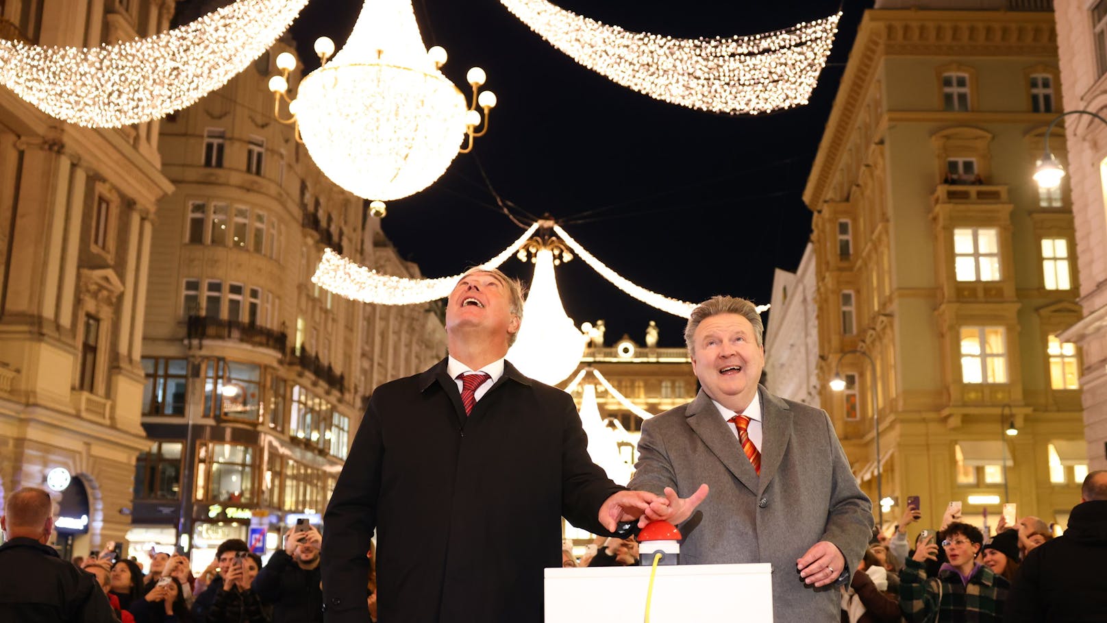 Jetzt funkeln in Wien wieder die Weihnachtslichter