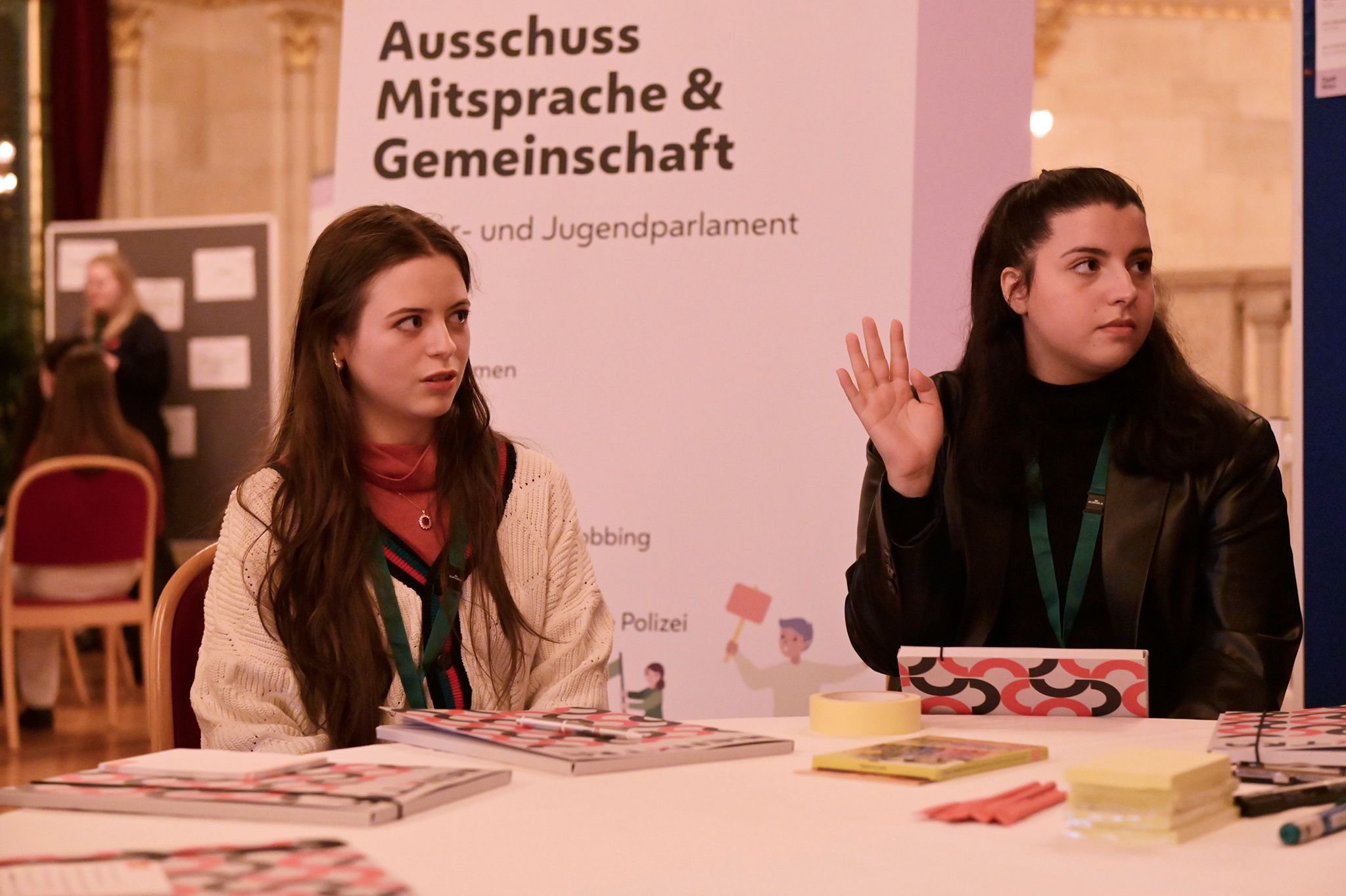 Beim Kinder- und Jugendparlament im Wiener Rathaus können junge Wiener zwischen 5 und 20 Jahren ihre Ideen in die Stadtpolitik einbringen.