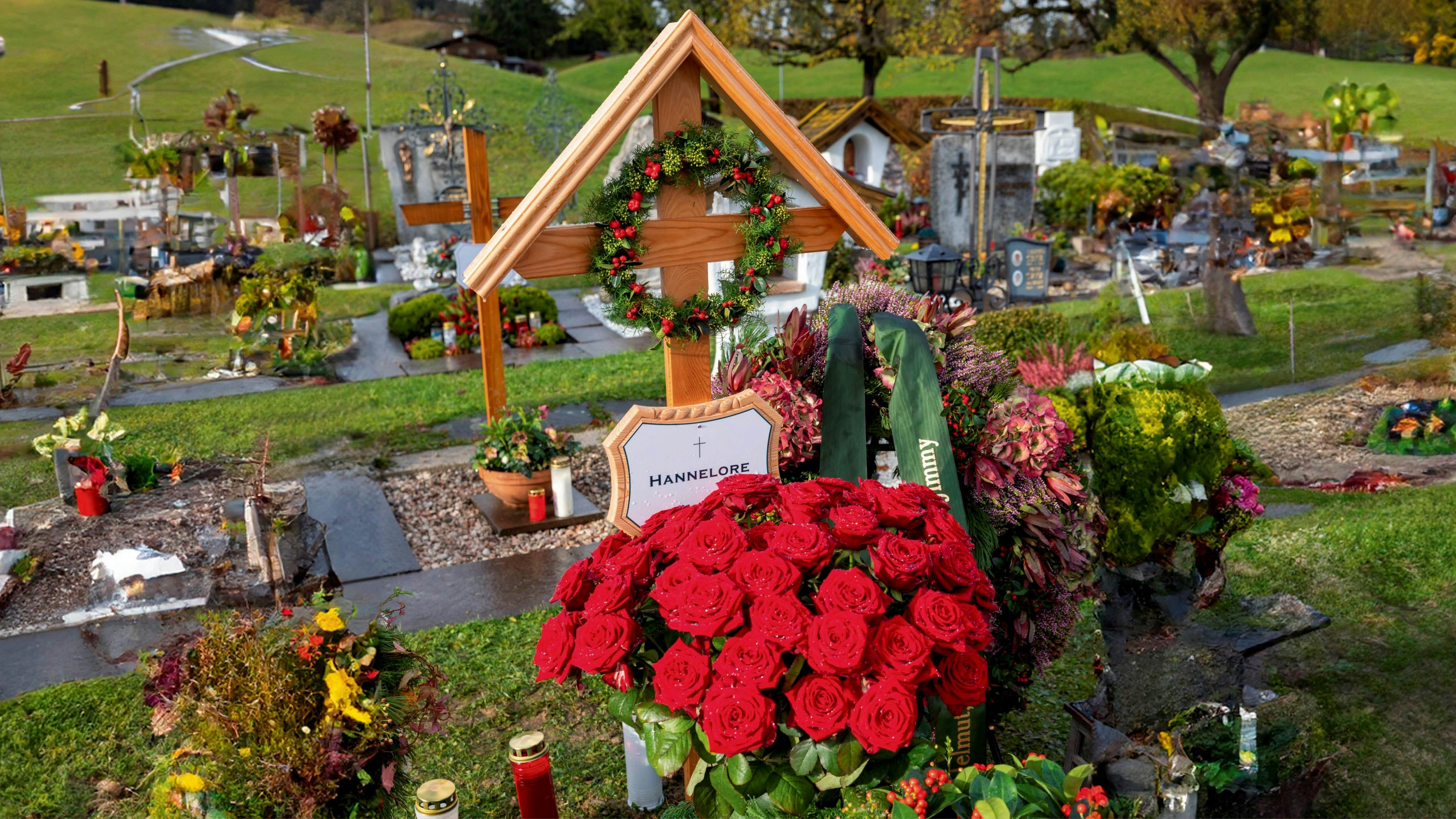 Das Grab von Hannelore in Kitzbühel.