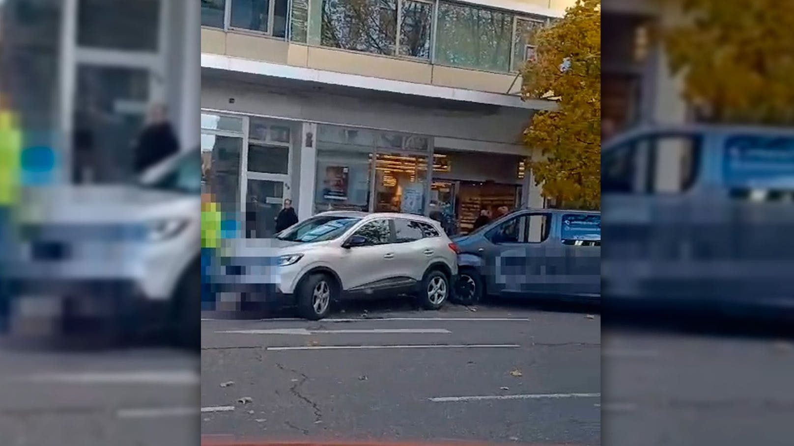 Wiener streiten um Parkplatz und bauen auch noch Unfall