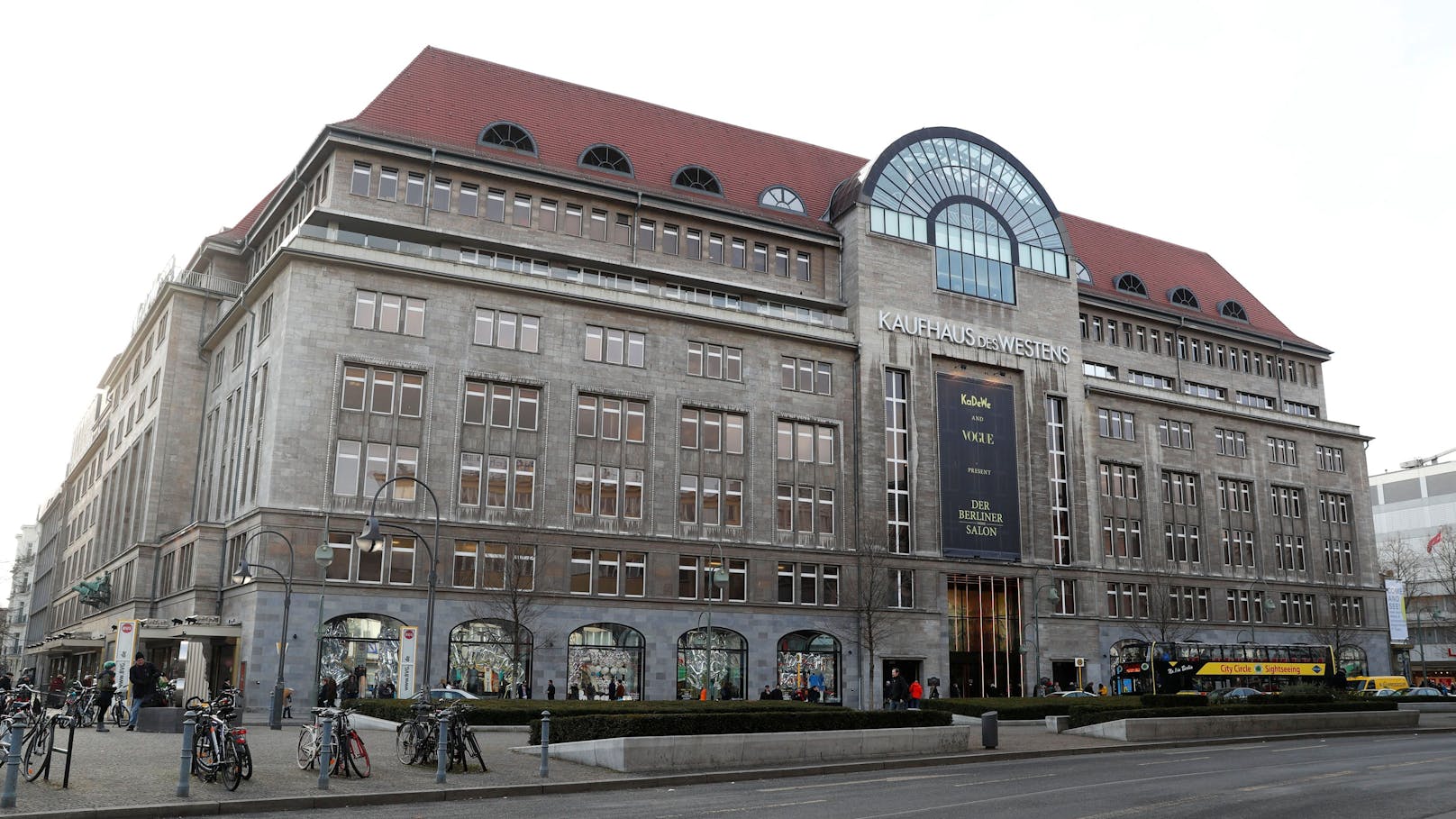 Das Berliner "Kaufhaus des Westens" (KaDeWe): die Spitze des Luxus-Shoppings.