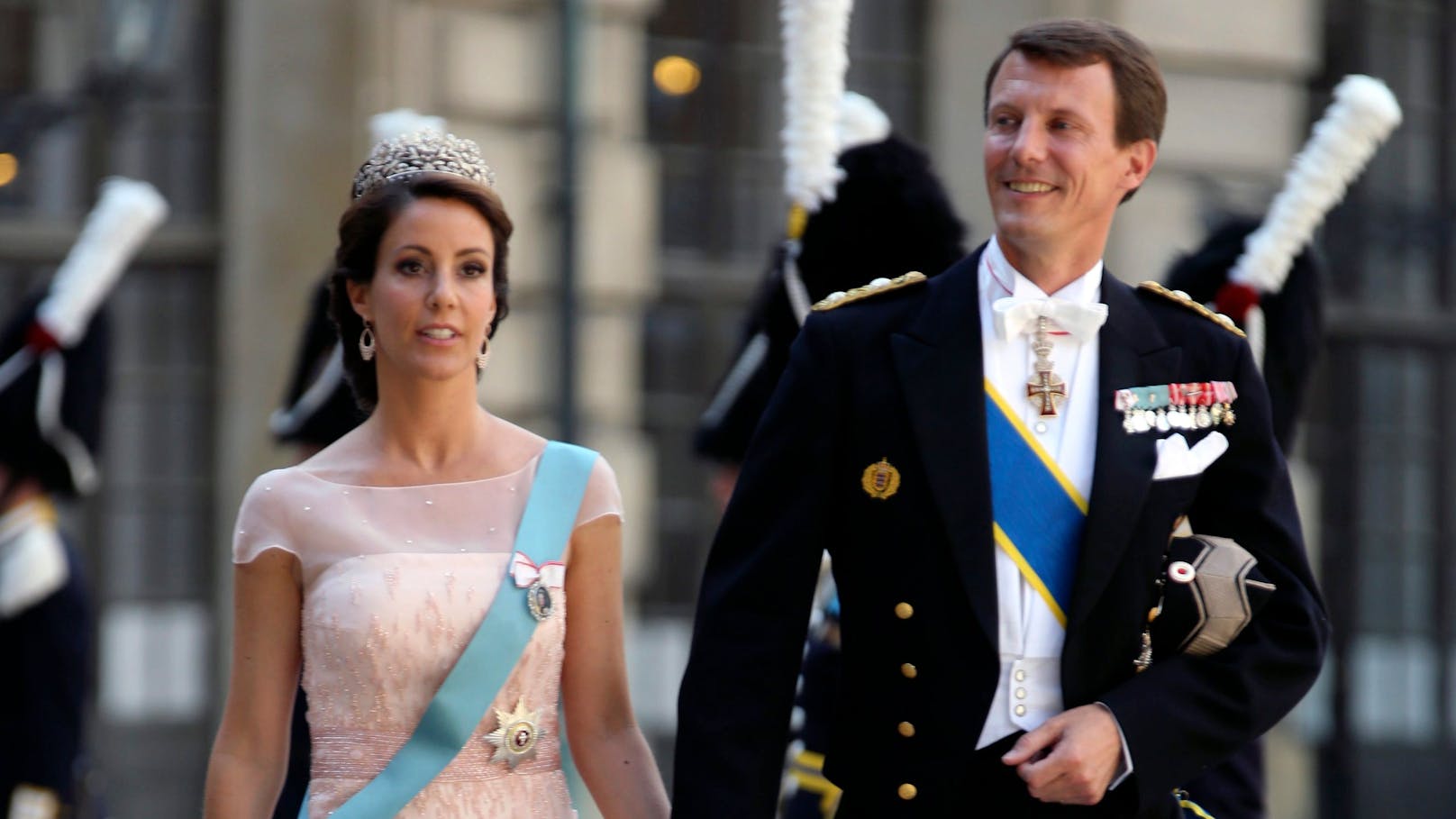Prinz Joachim von Dänemark und Prinzessin Marie von Dänemark bei der Hochzeitszeremonie von Schwedens Prinzessin Madeleine und Christopher O'Neill.