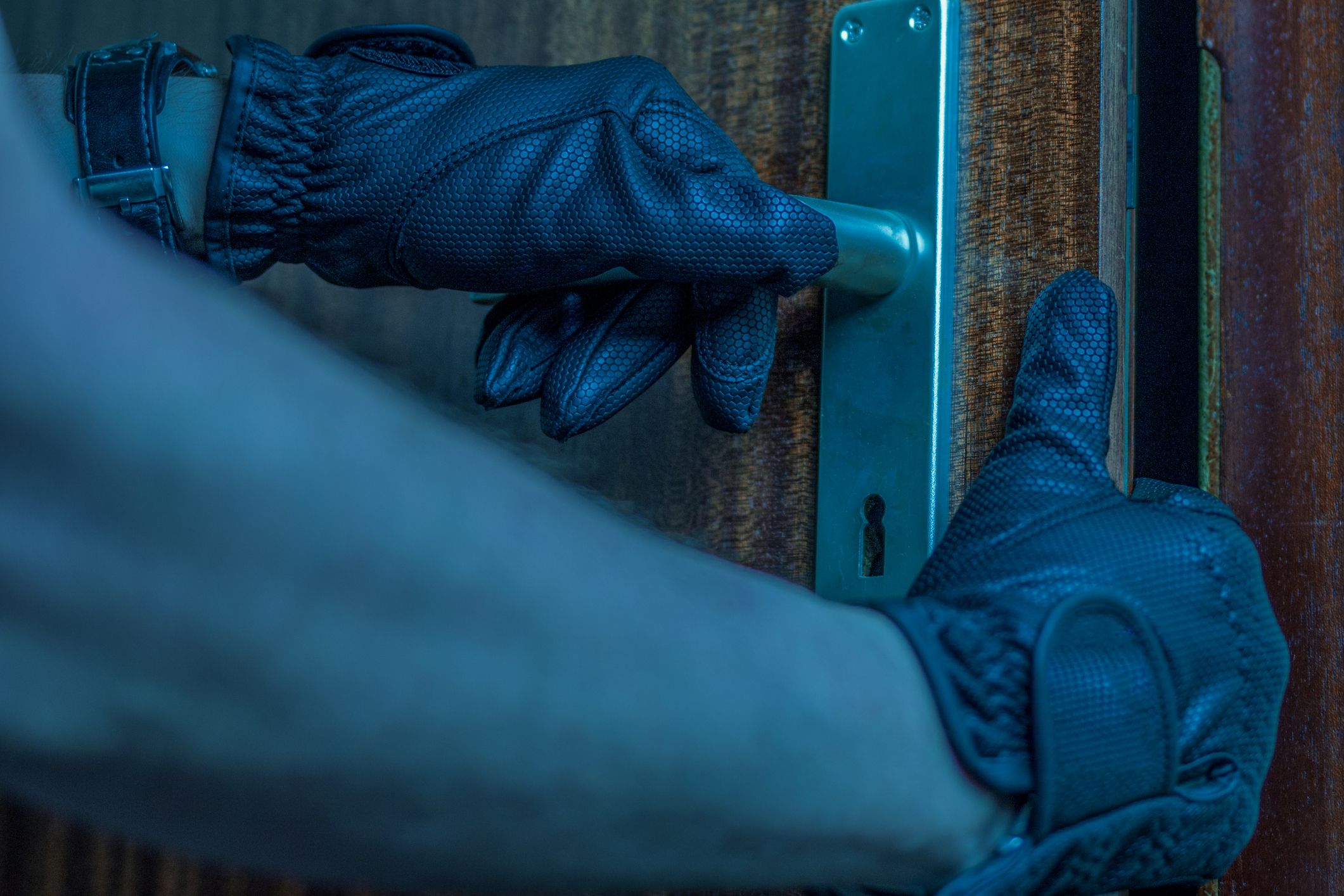 Erfolgreiche Schwerpunktstreifen: Fünf mutmaßliche Einbrecher festgenommen.