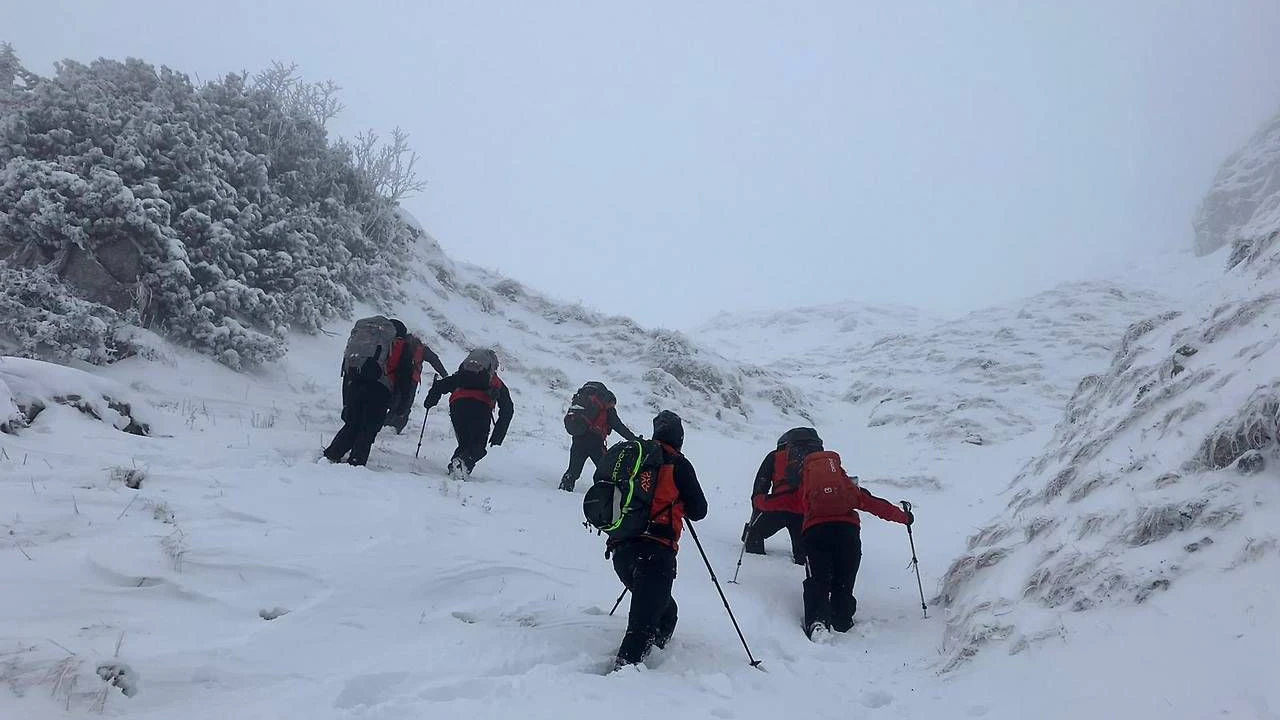 Wegen der winterlichen Bedingungen war es laut Bergrettung NÖ ein Wettlauf gegen die Zeit.