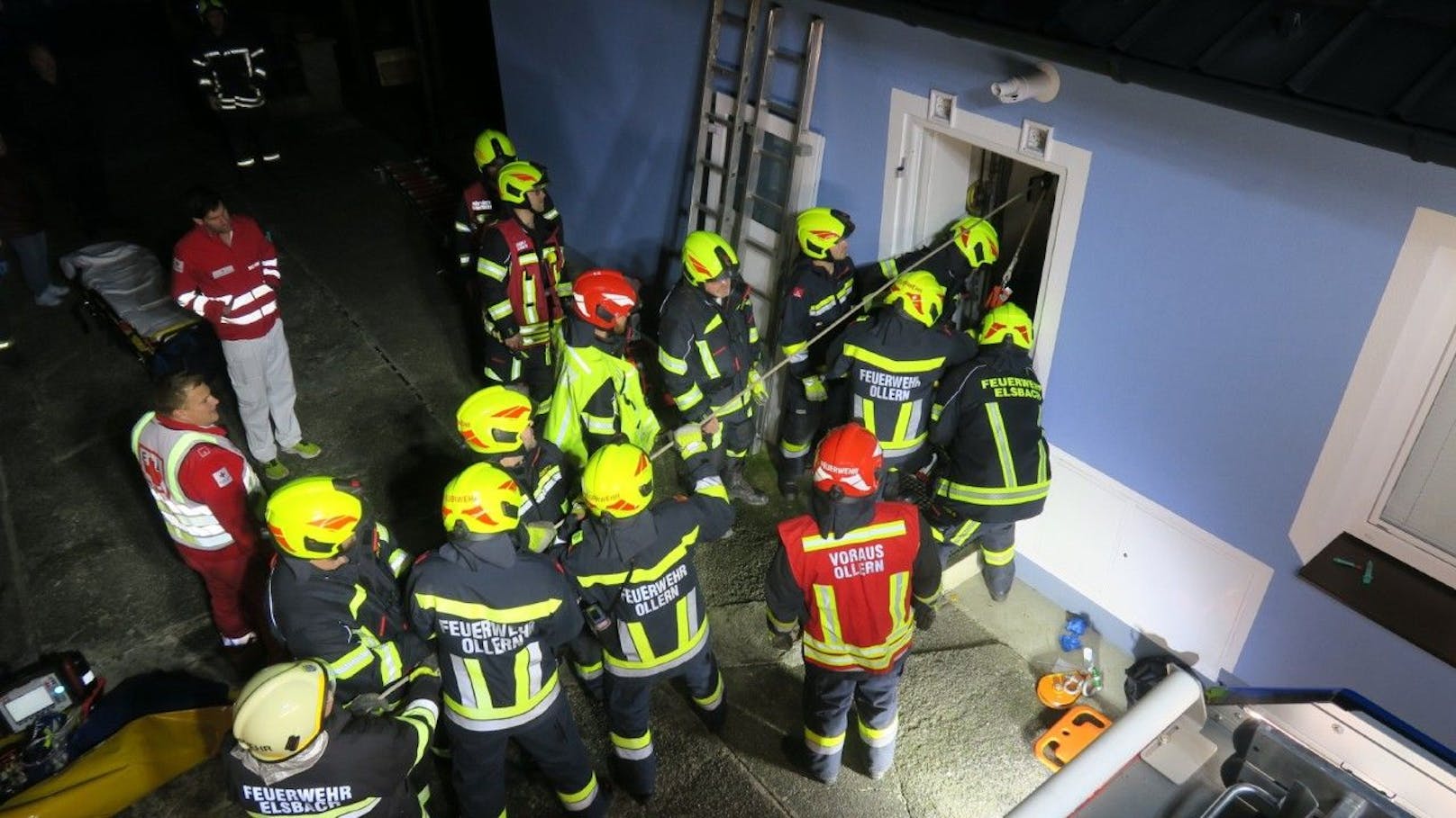 Die Frau konnte so schonend aus ihrer Misere gerettet werden ... 