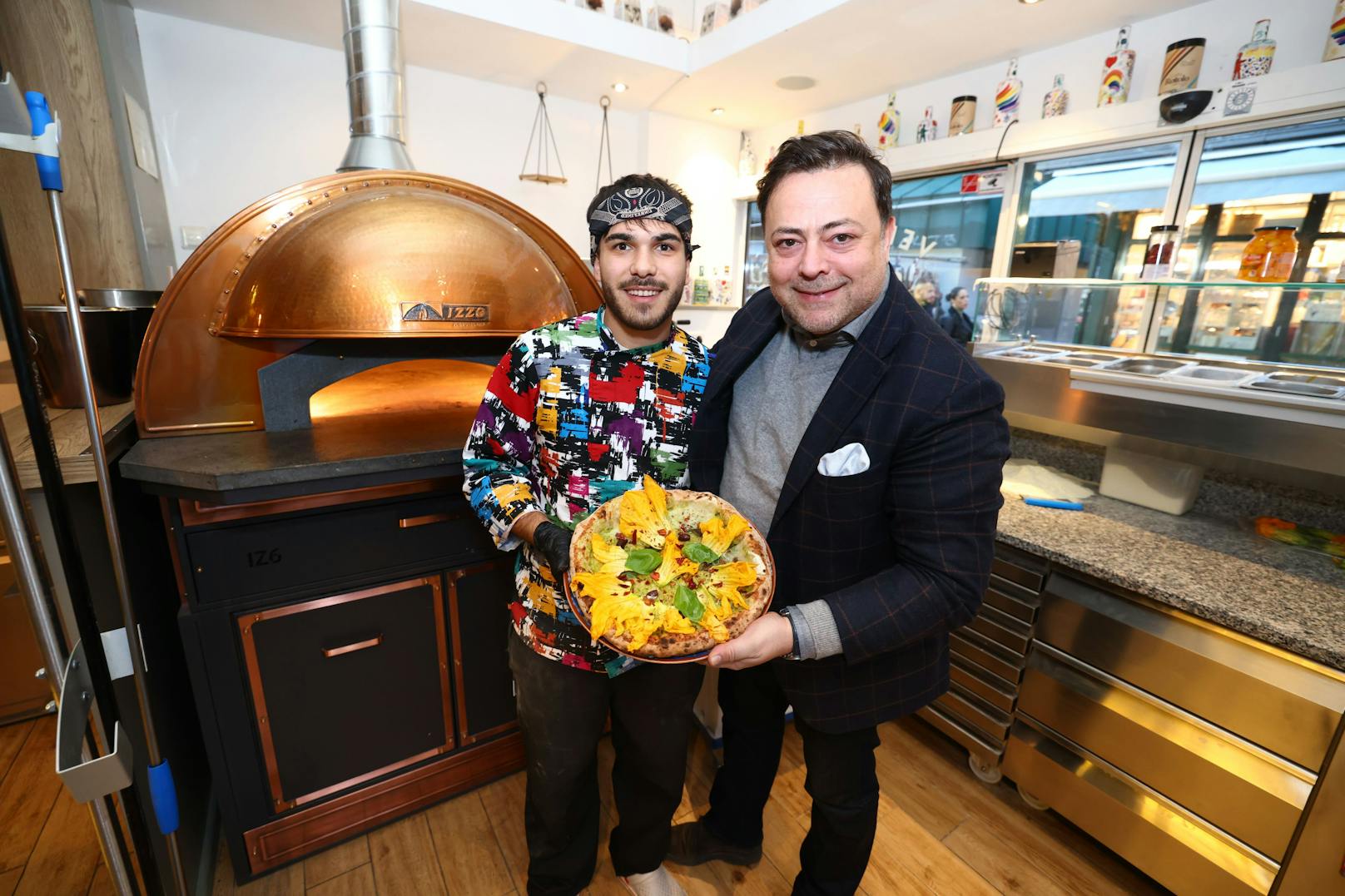 Pizzabäcker und Lokalbetreiber mit dem Bestseller