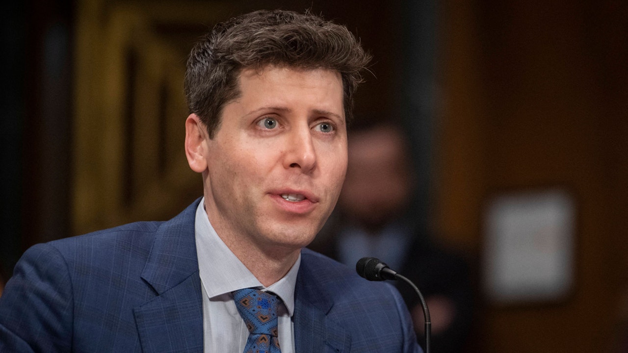 Wechsel zu Software-Riese – Ex-OpenAI-Chef Sam Altman hat bereits ...