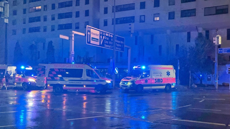 Schwerer Verkehrsunfall auf der Altmannsdorfer Straße (Wien-Meidling)