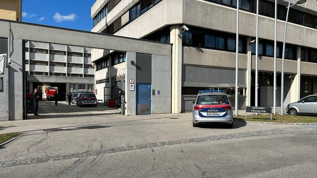 Heute.at - Messer-Attacke im Häf'n Stein – Lage ist prekär