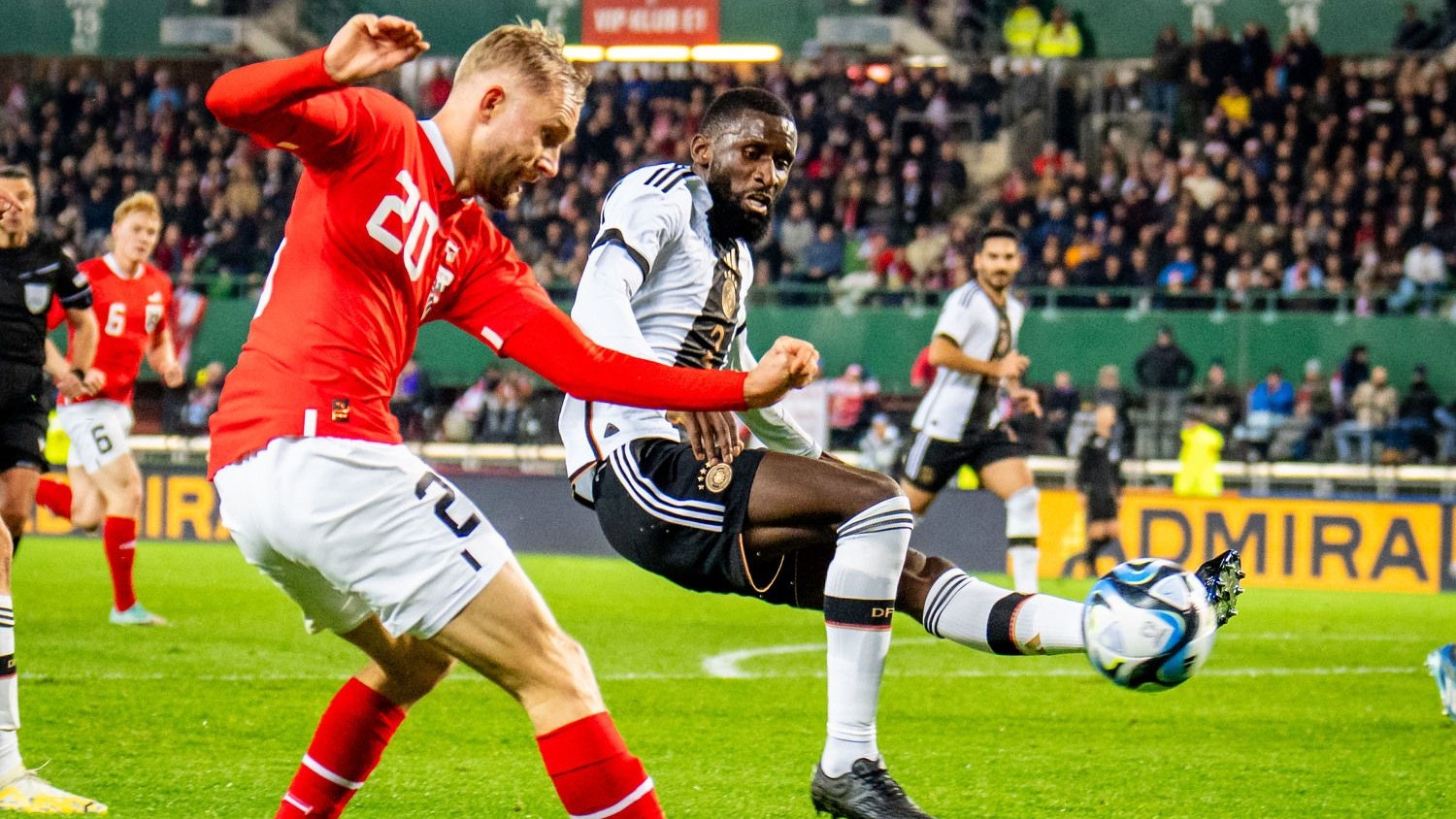 Österreich schickt Deutschland in die Krise.